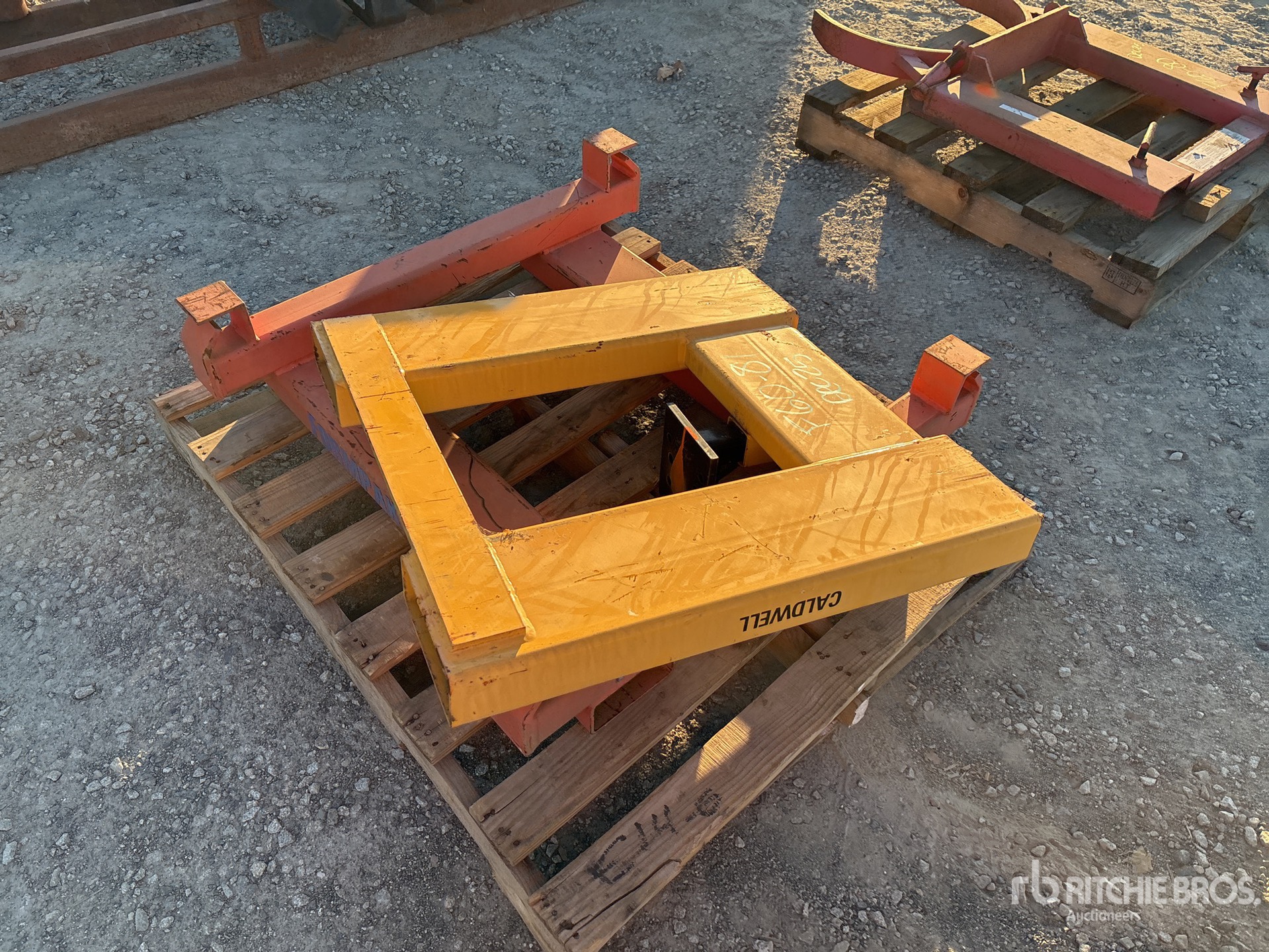 Aspect général with Image, coin avant droit