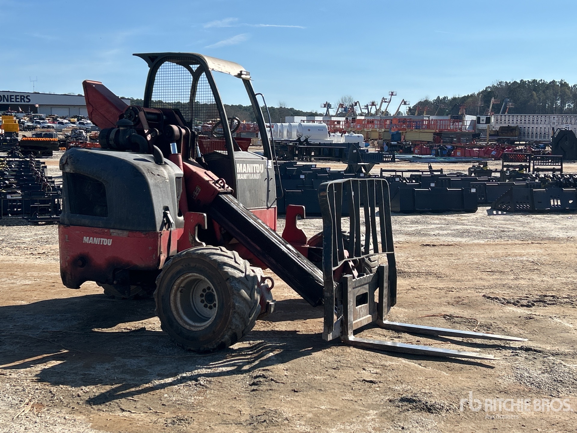 General Appearance with Picture, Right Front Corner