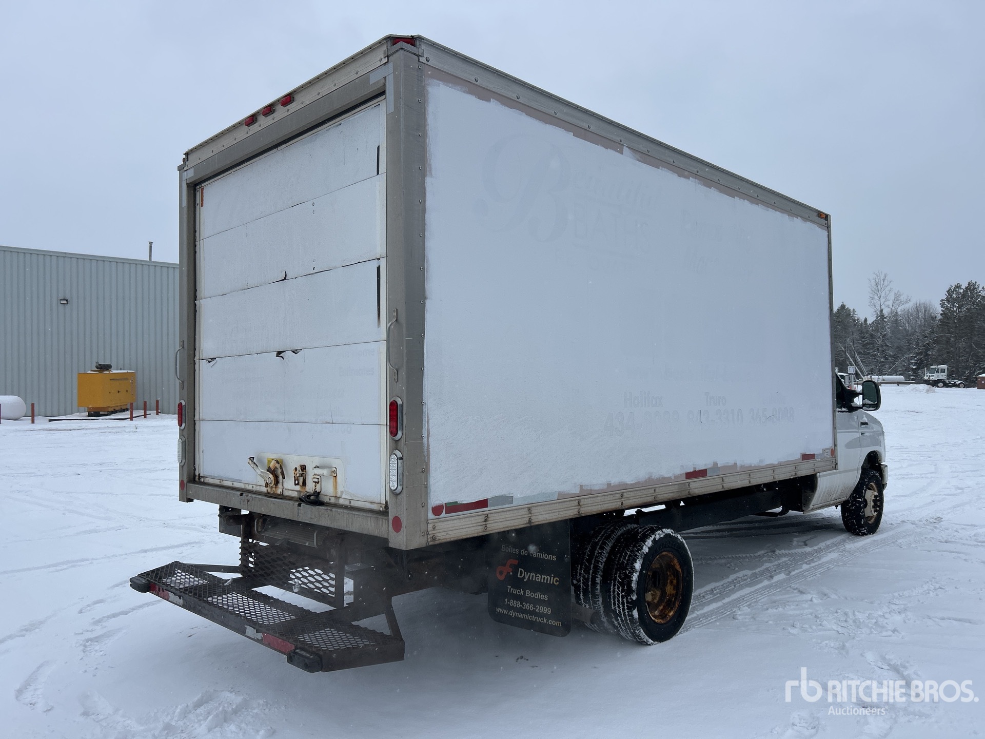 General Appearance with Image, coin arrière droit