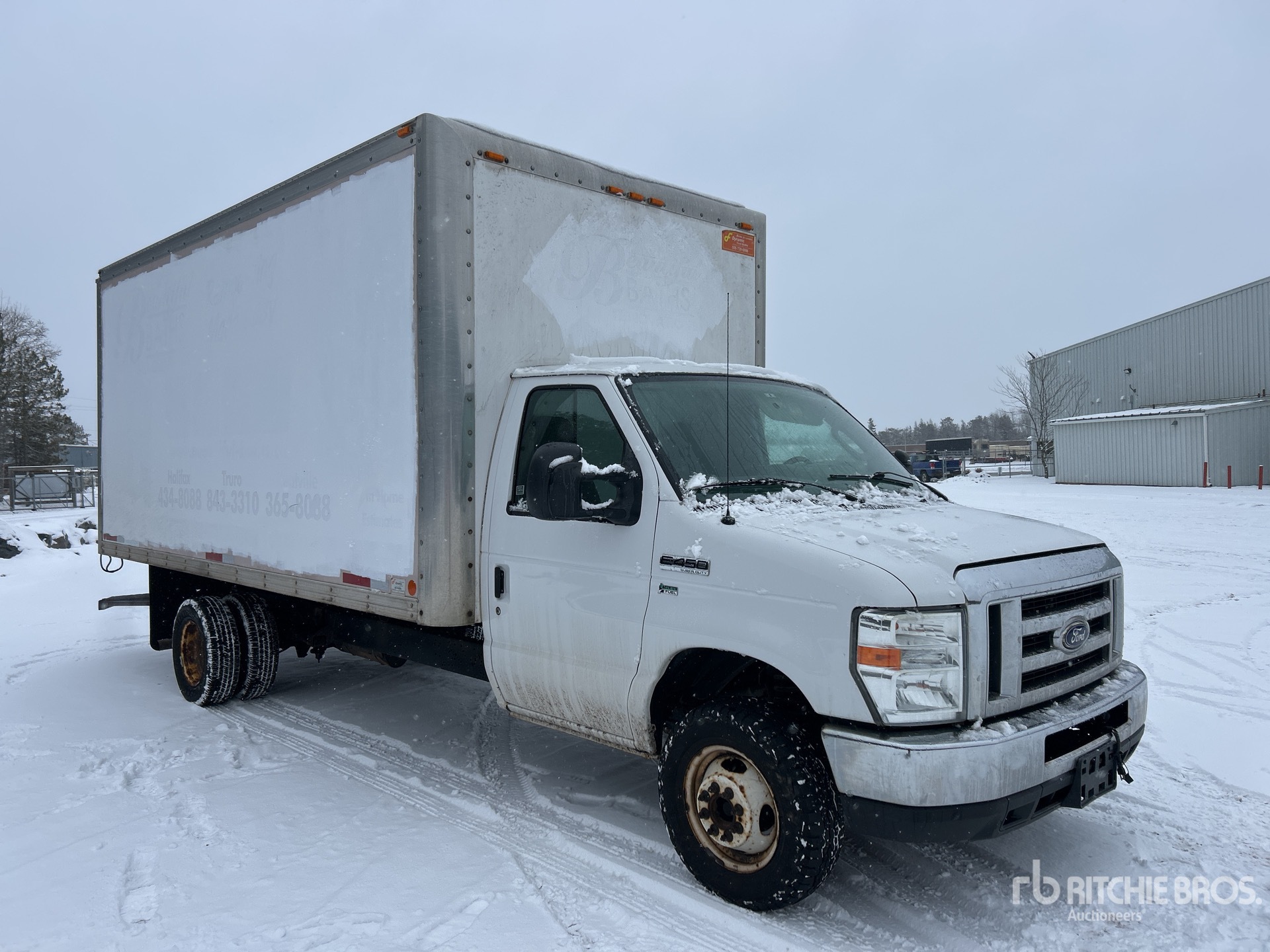 General Appearance with Image, coin avant droit