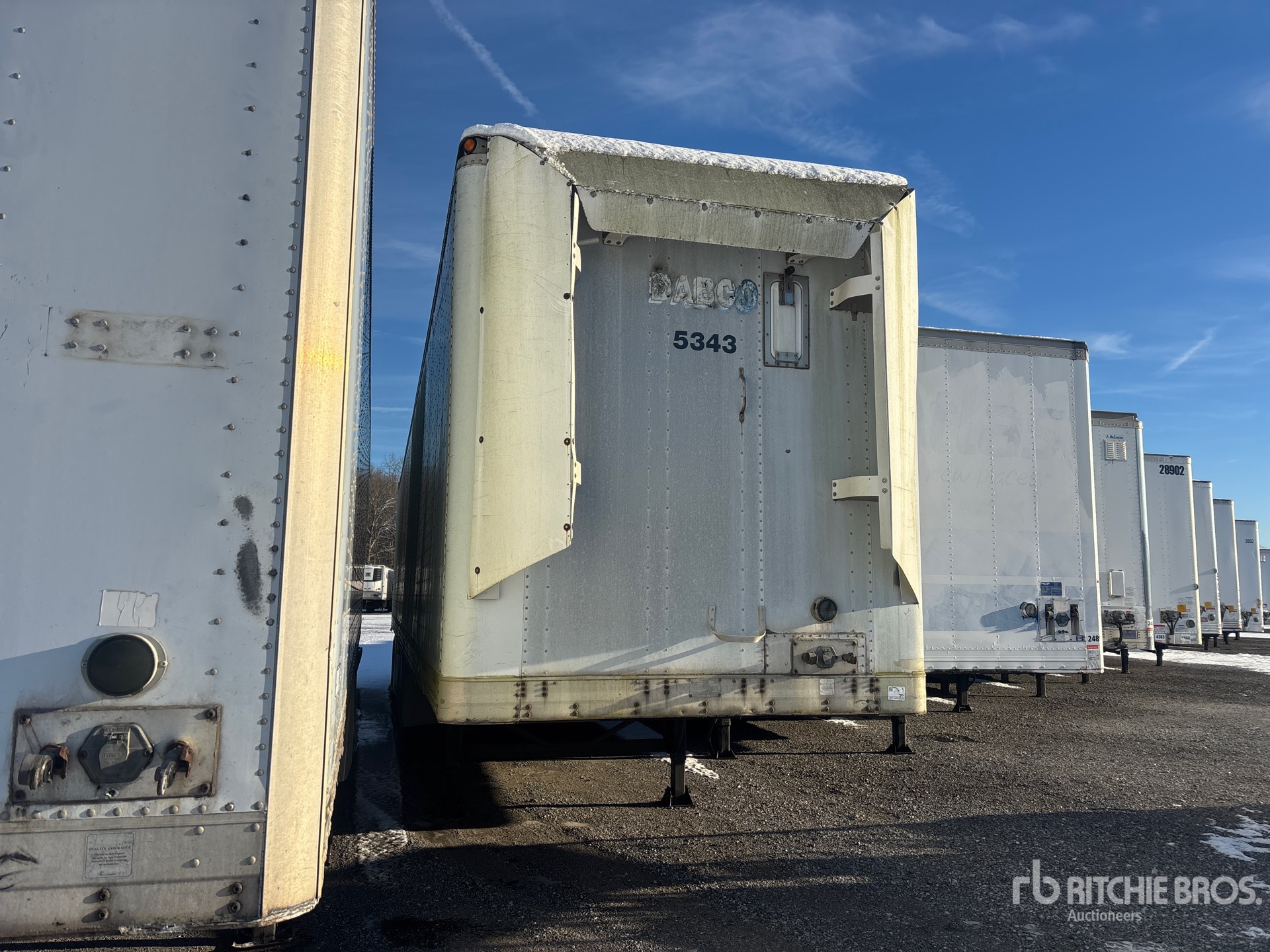 General Appearance with Image, coin avant droit