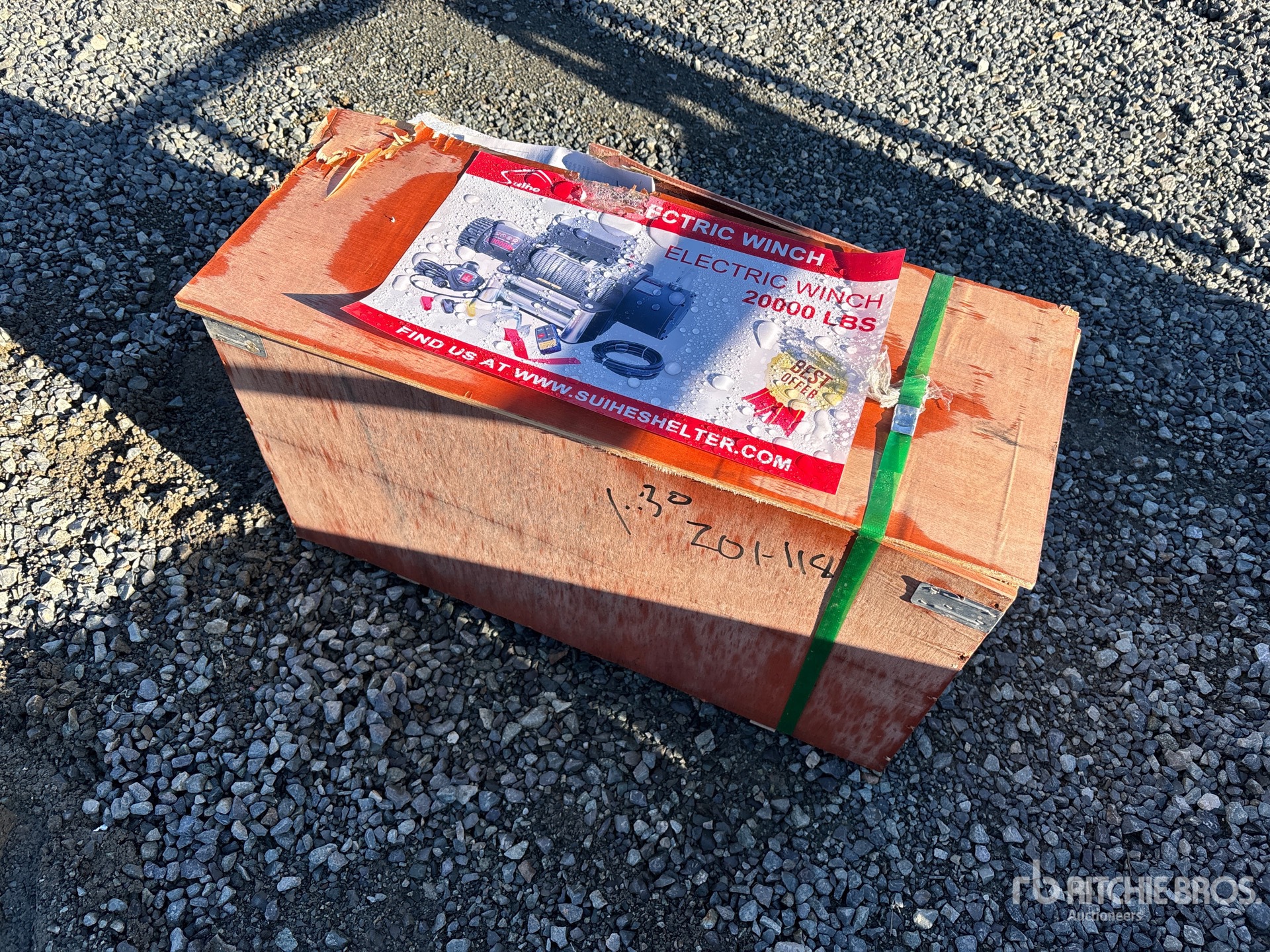 General Appearance with Picture, Left Front Corner