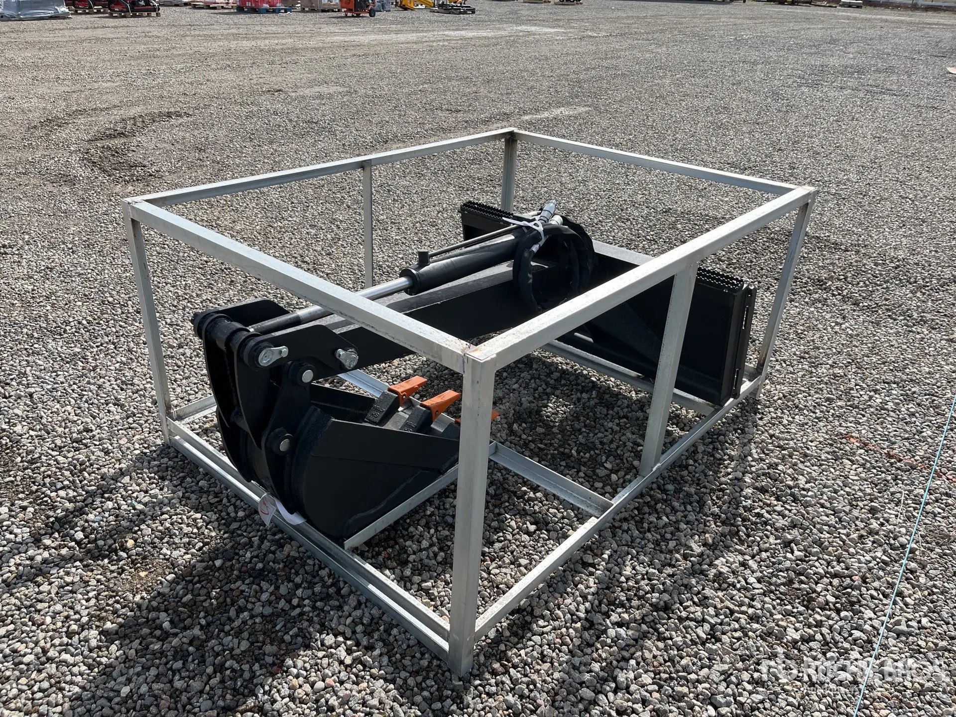 General Appearance with Foto, angolo anteriore sinistro