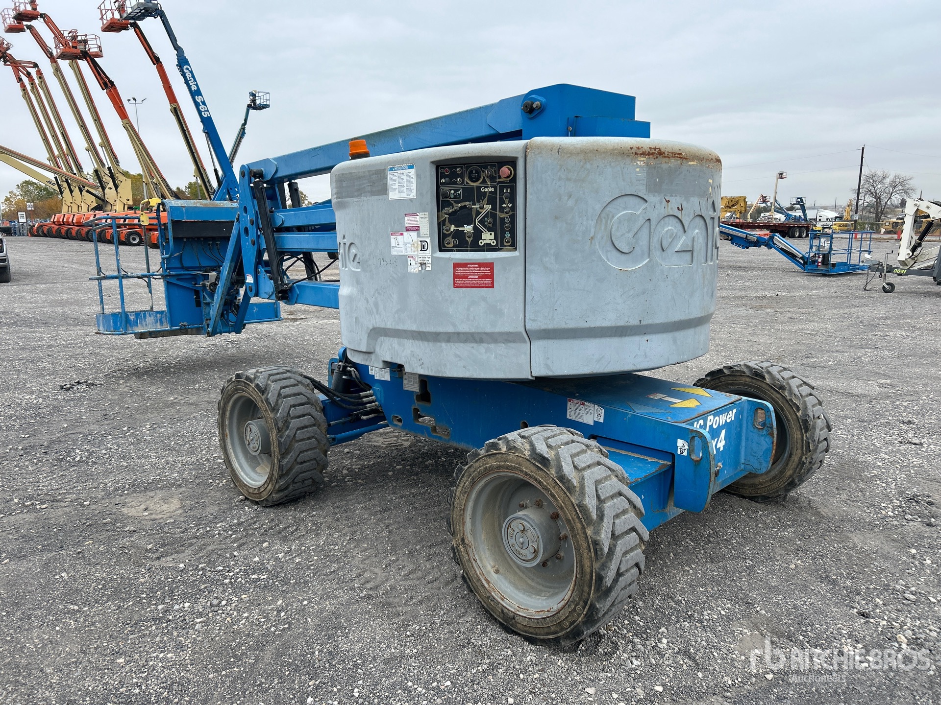 General Appearance with Bild, Ecke hinten links