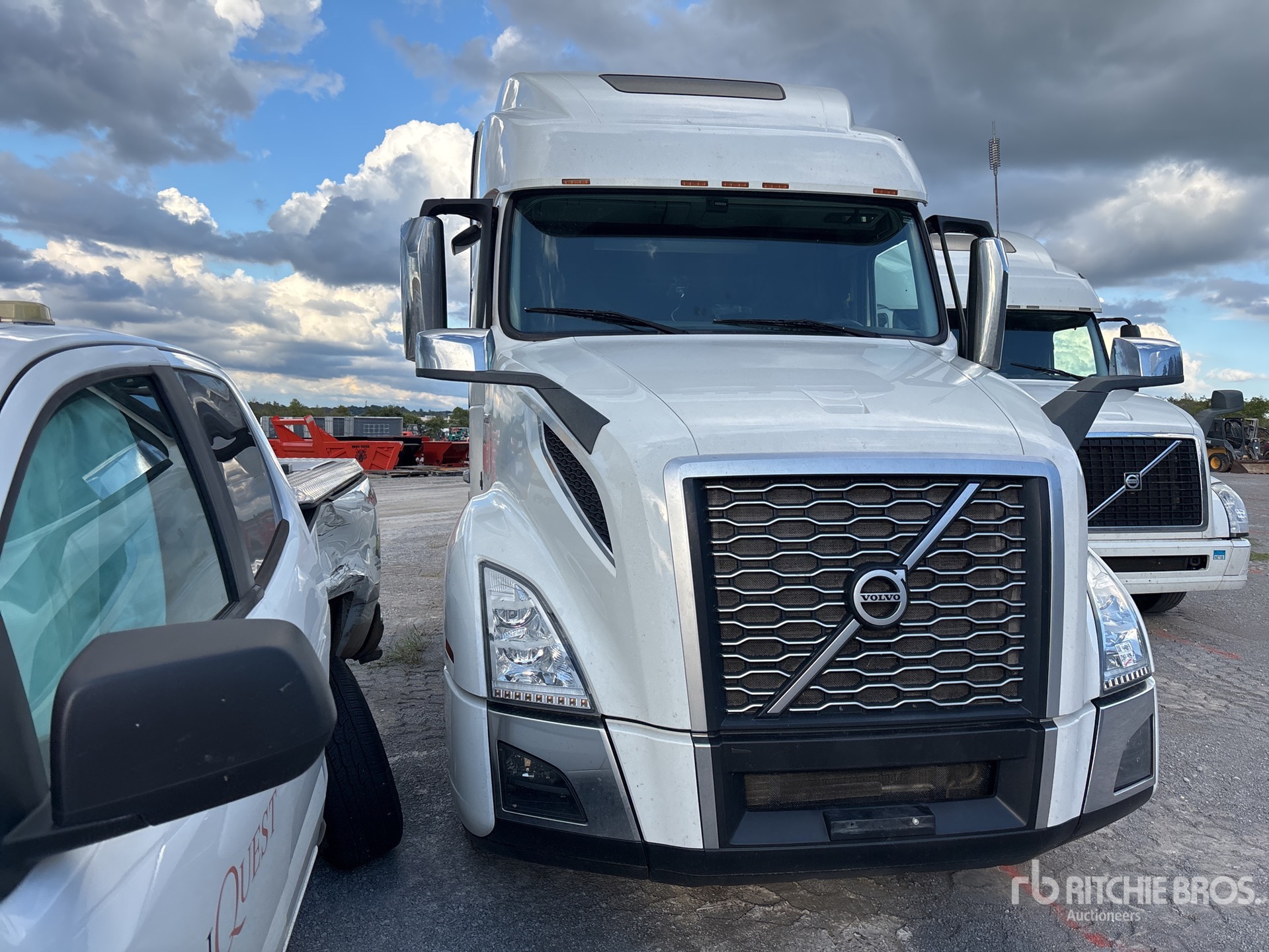 General Appearance with Picture, Right Front Corner