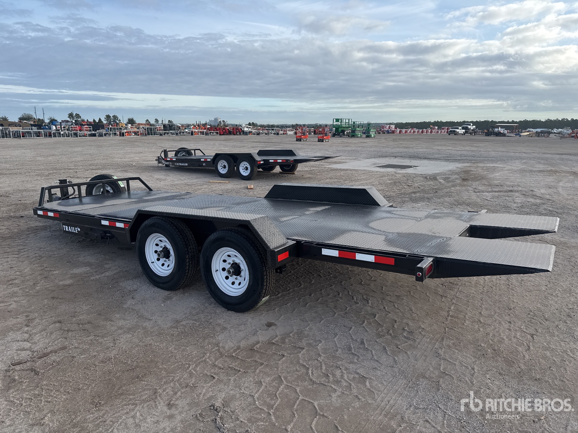 Aspect général with Image, coin arrière droit