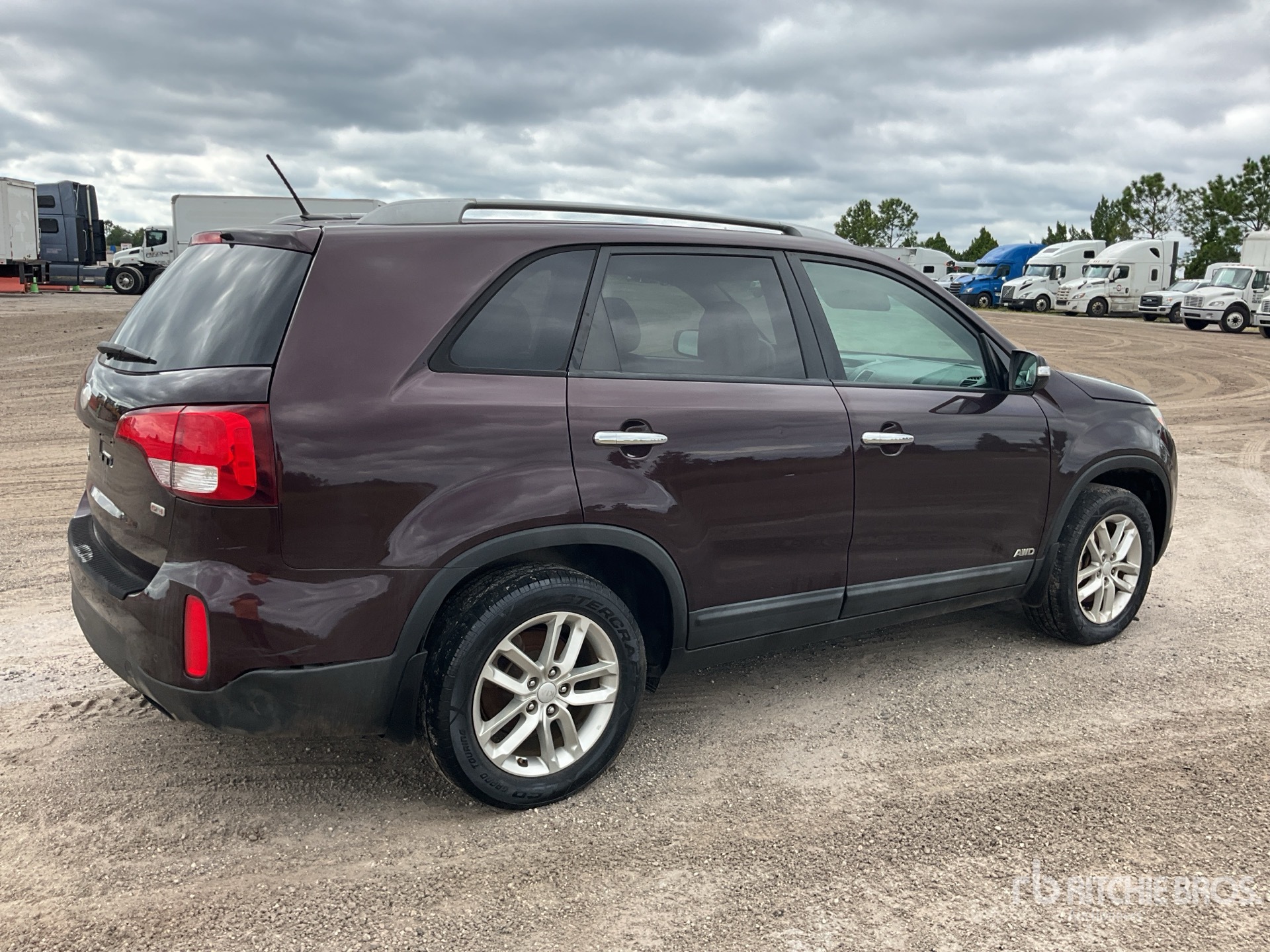 General Appearance with Picture, Right Rear Corner