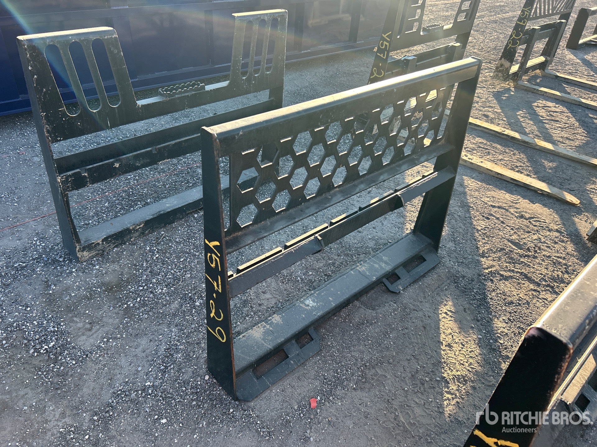 Aspect général with Image, coin arrière gauche