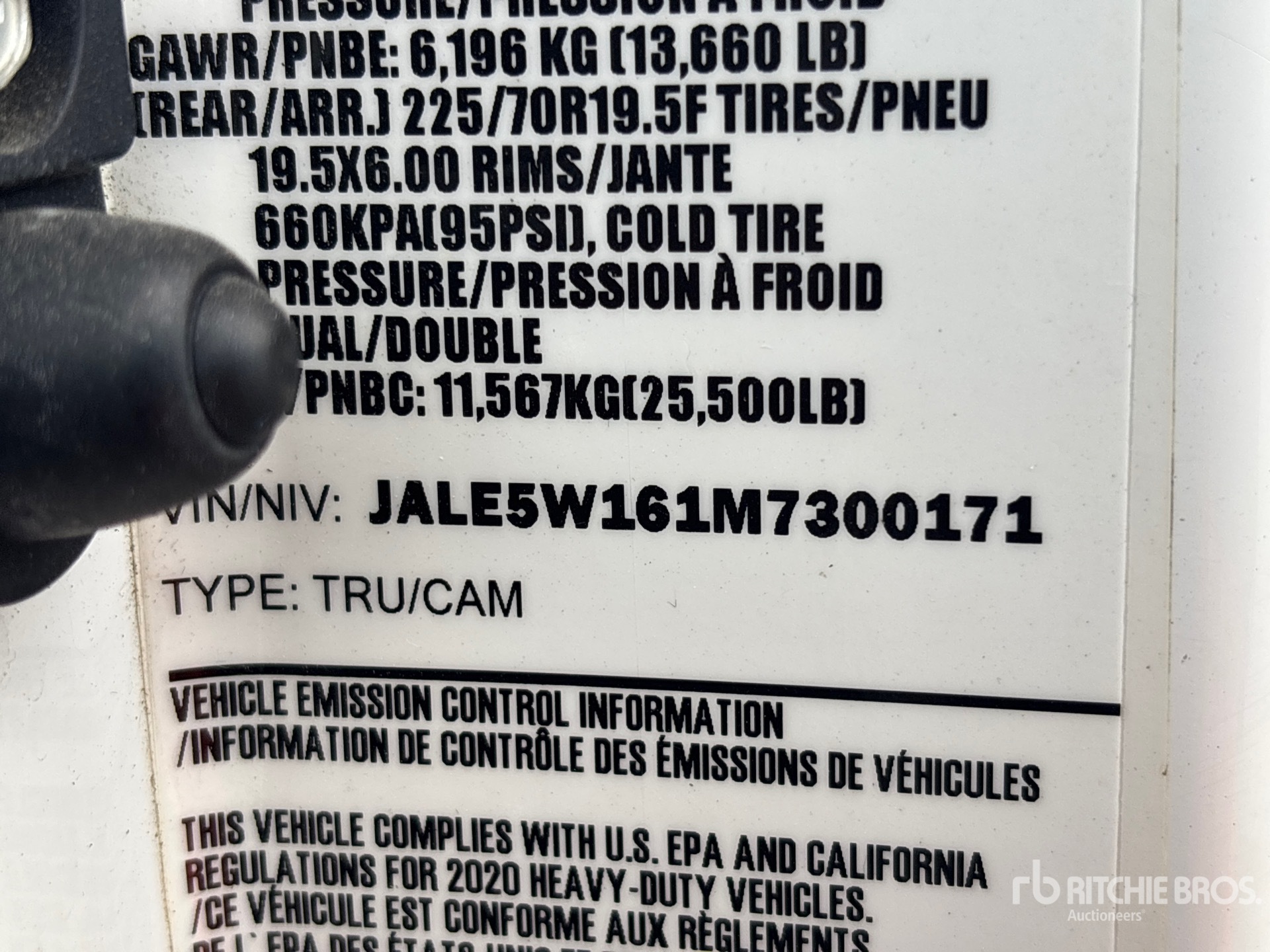 2021 Isuzu nrr