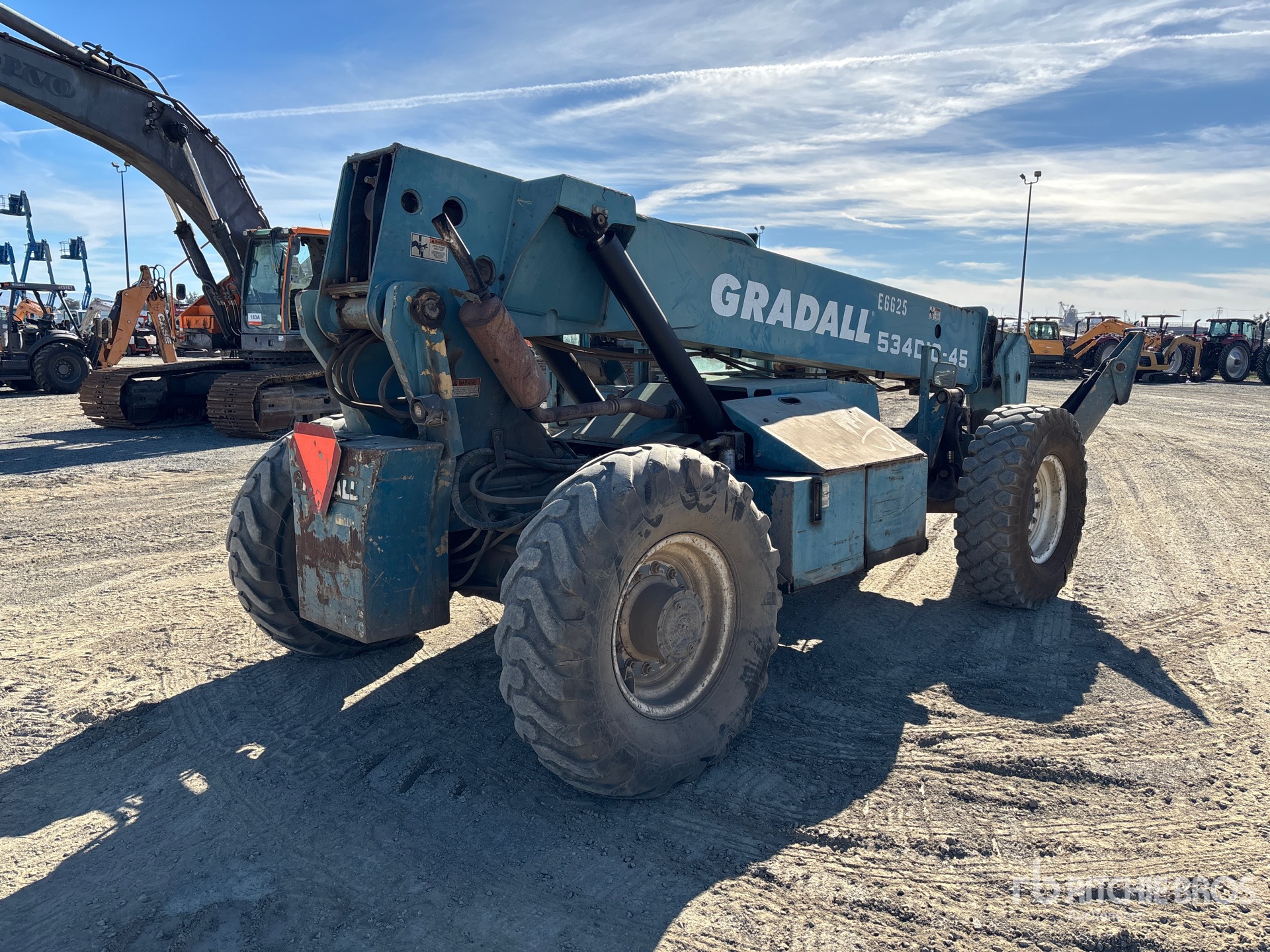 General Appearance with Bild, Ecke hinten rechts