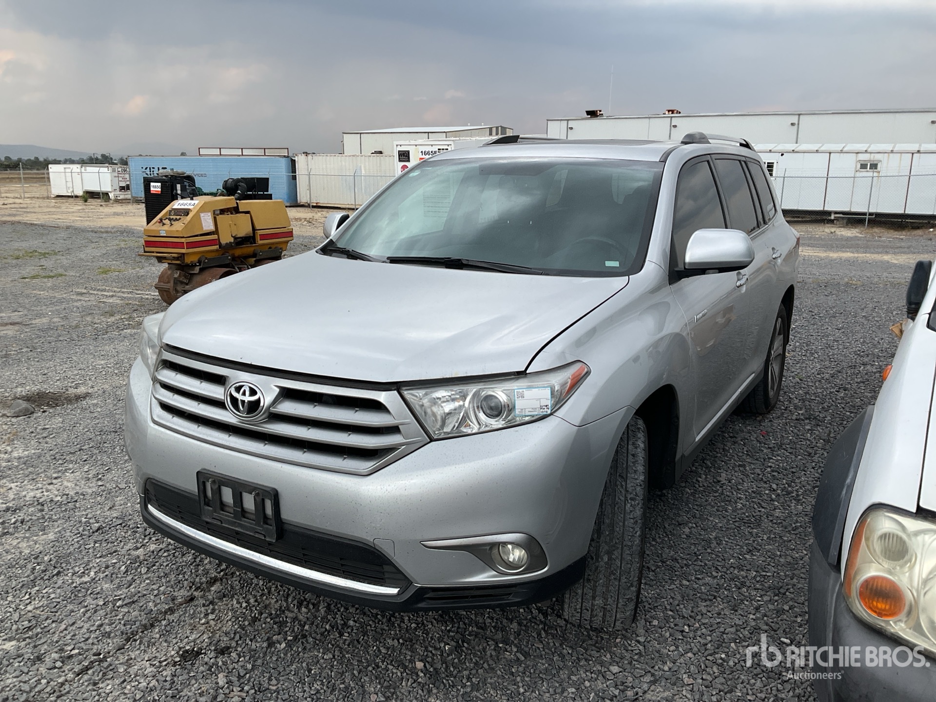 Aspect général with Image, coin avant gauche