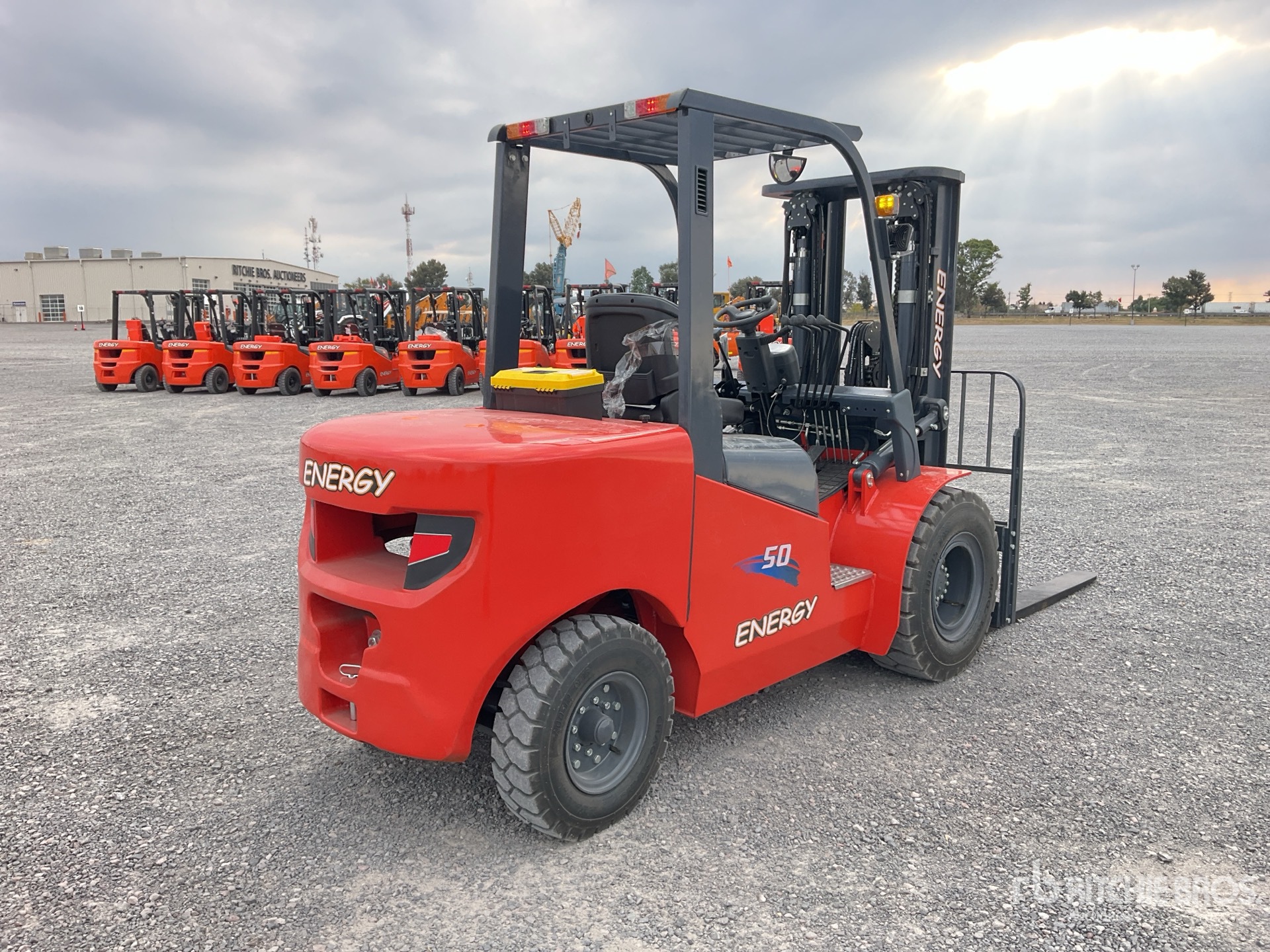 General Appearance with Foto, angolo anteriore sinistro