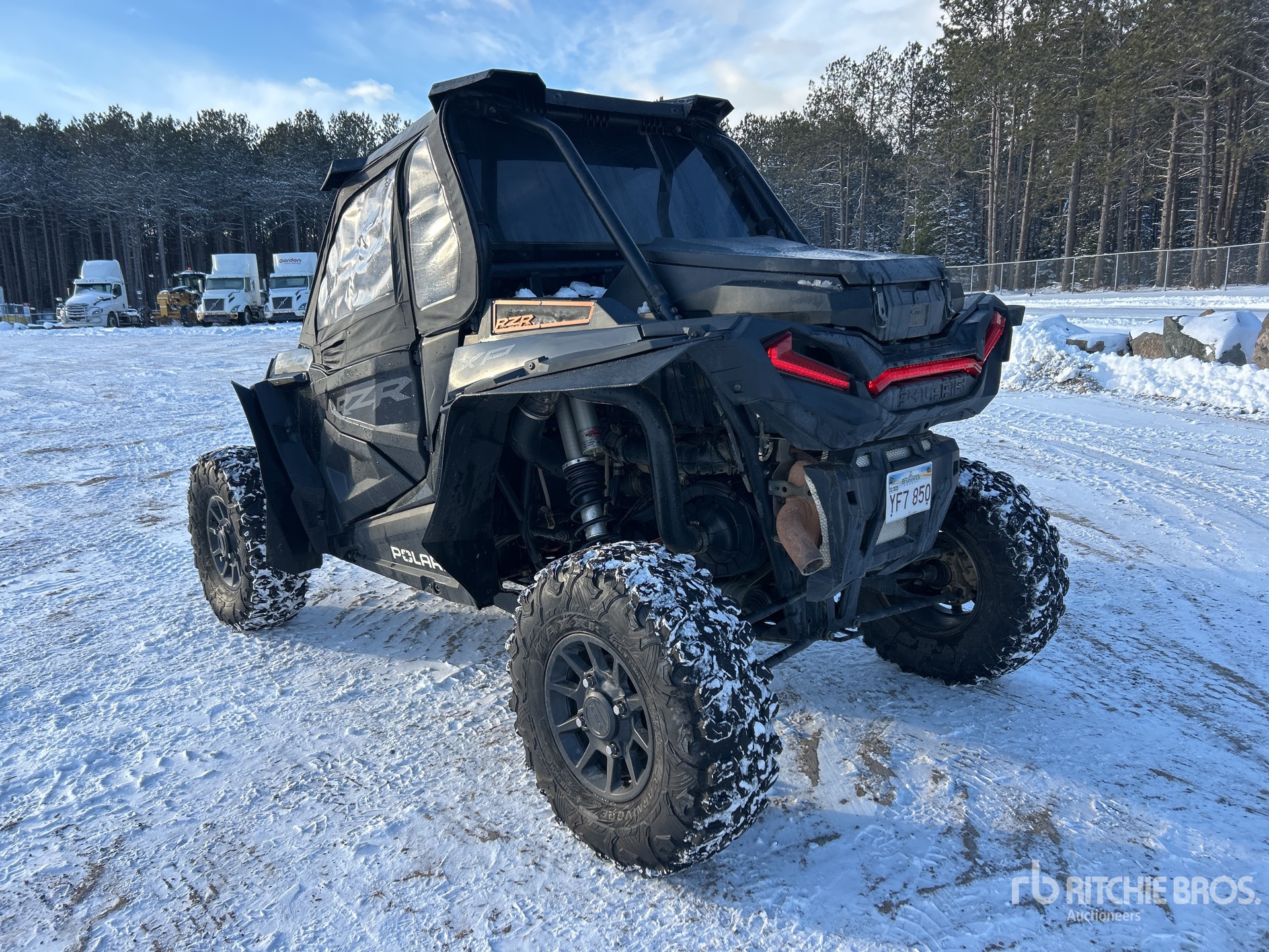 General Appearance with Picture, Left Rear Corner