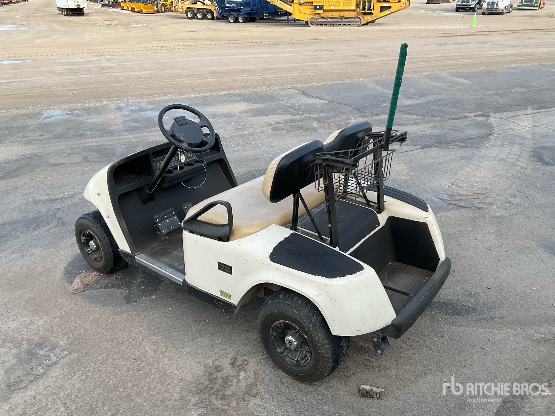 General Appearance with Bild, Ecke hinten links