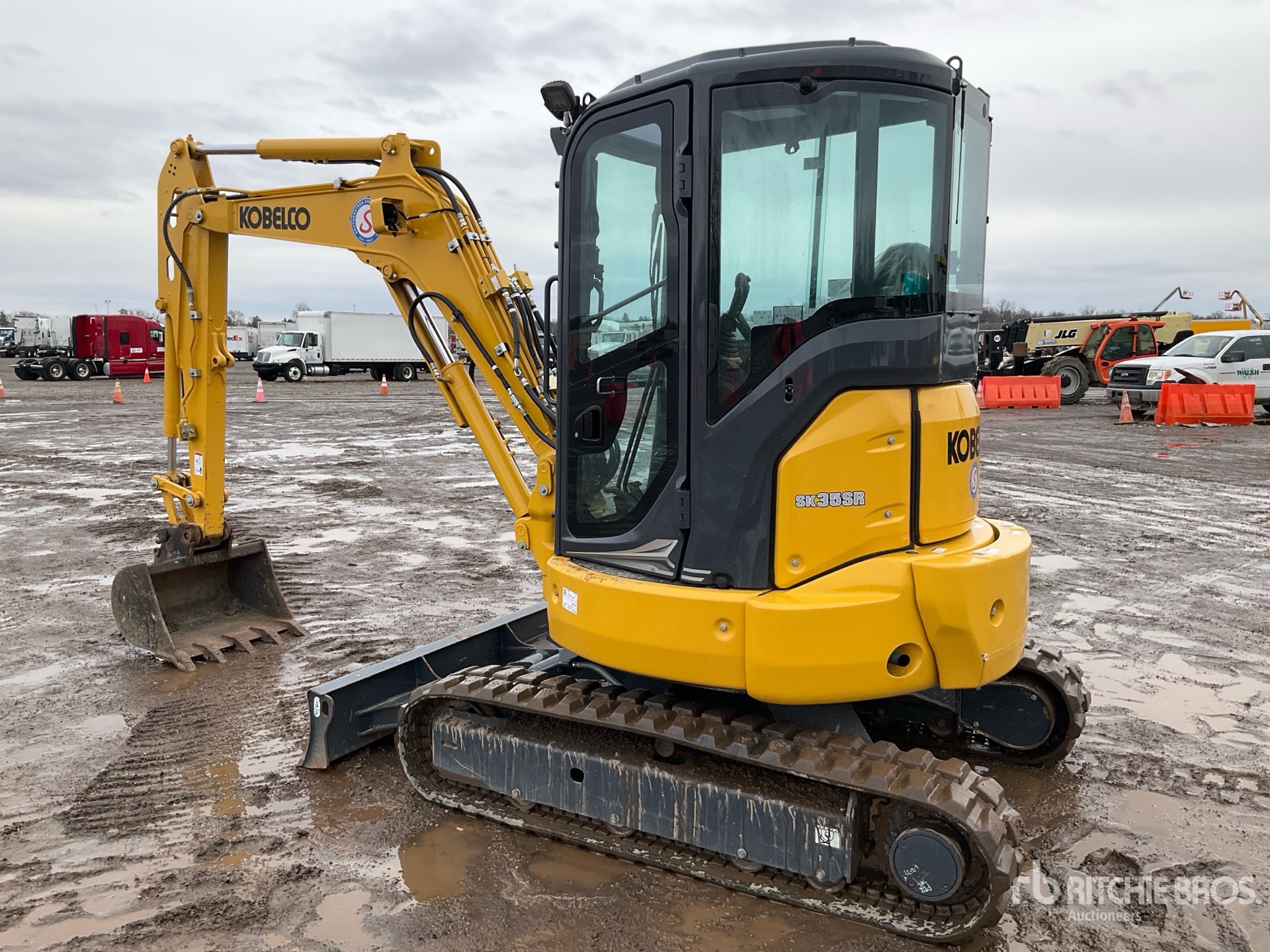 General Appearance with Imagen: esquina trasera izquierda