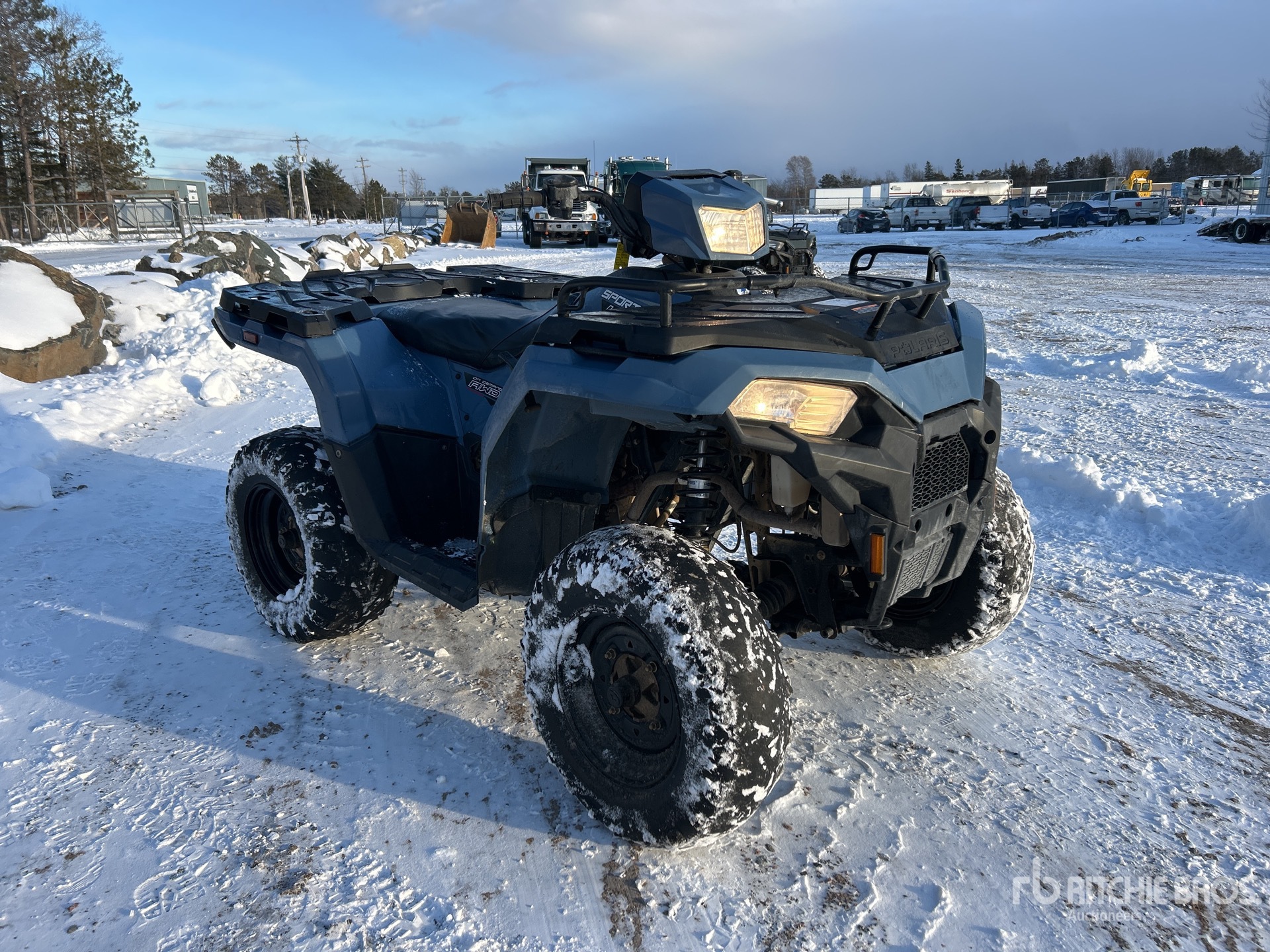 General Appearance with Picture, Right Front Corner