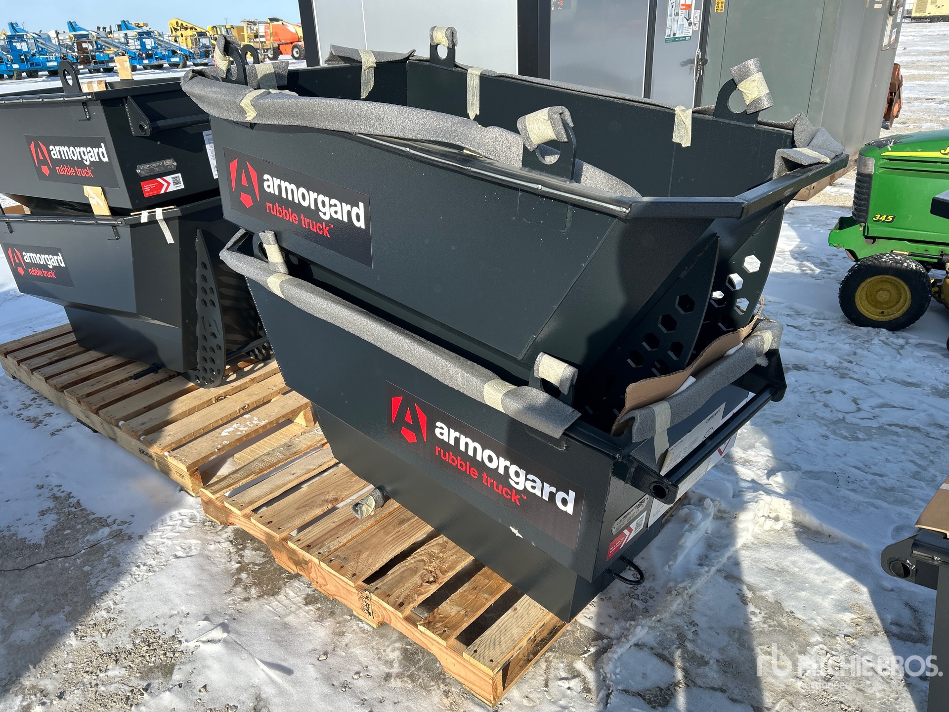 General Appearance with Bild, Ecke hinten links