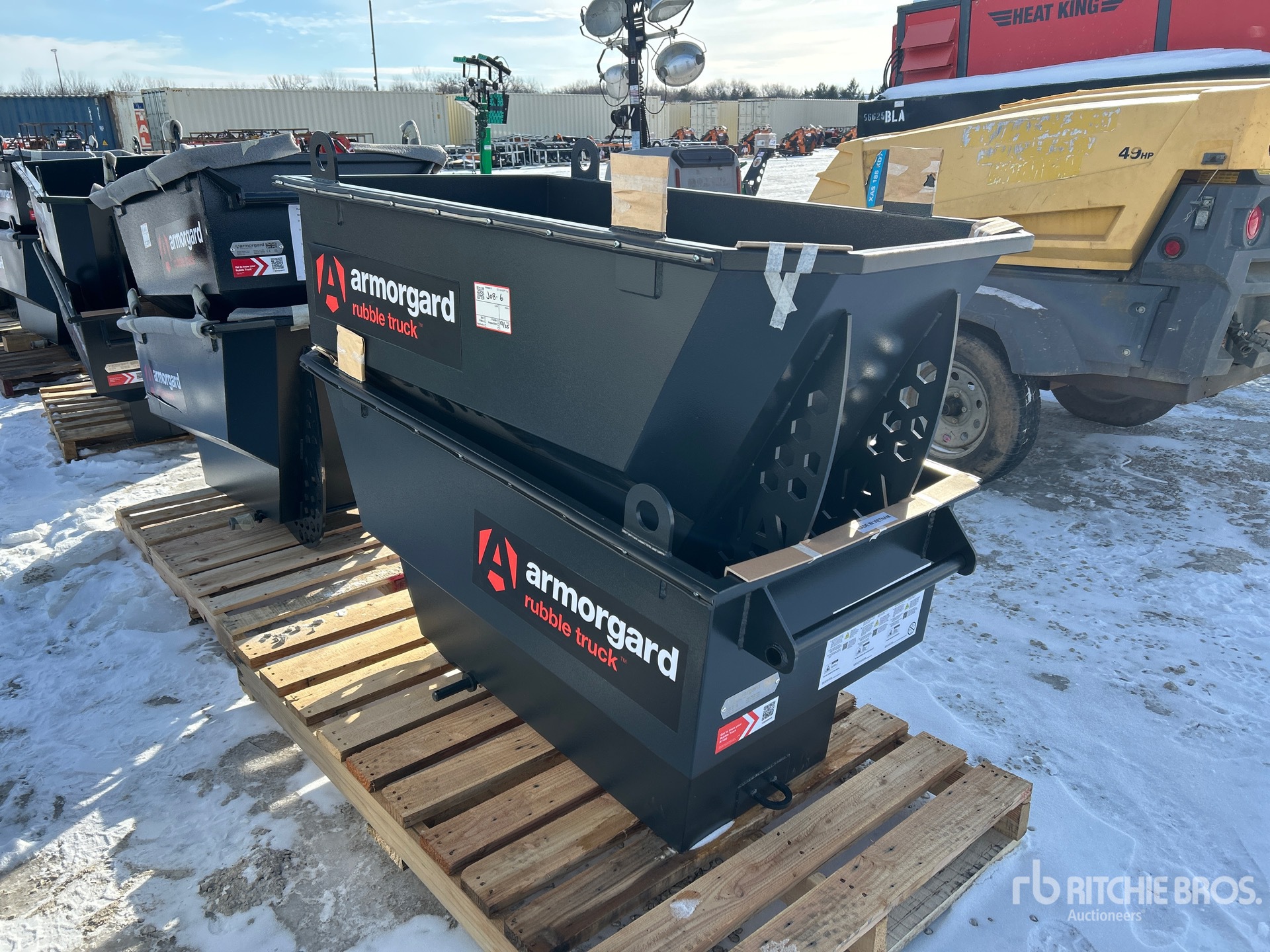 General Appearance with Bild, Ecke vorne rechts