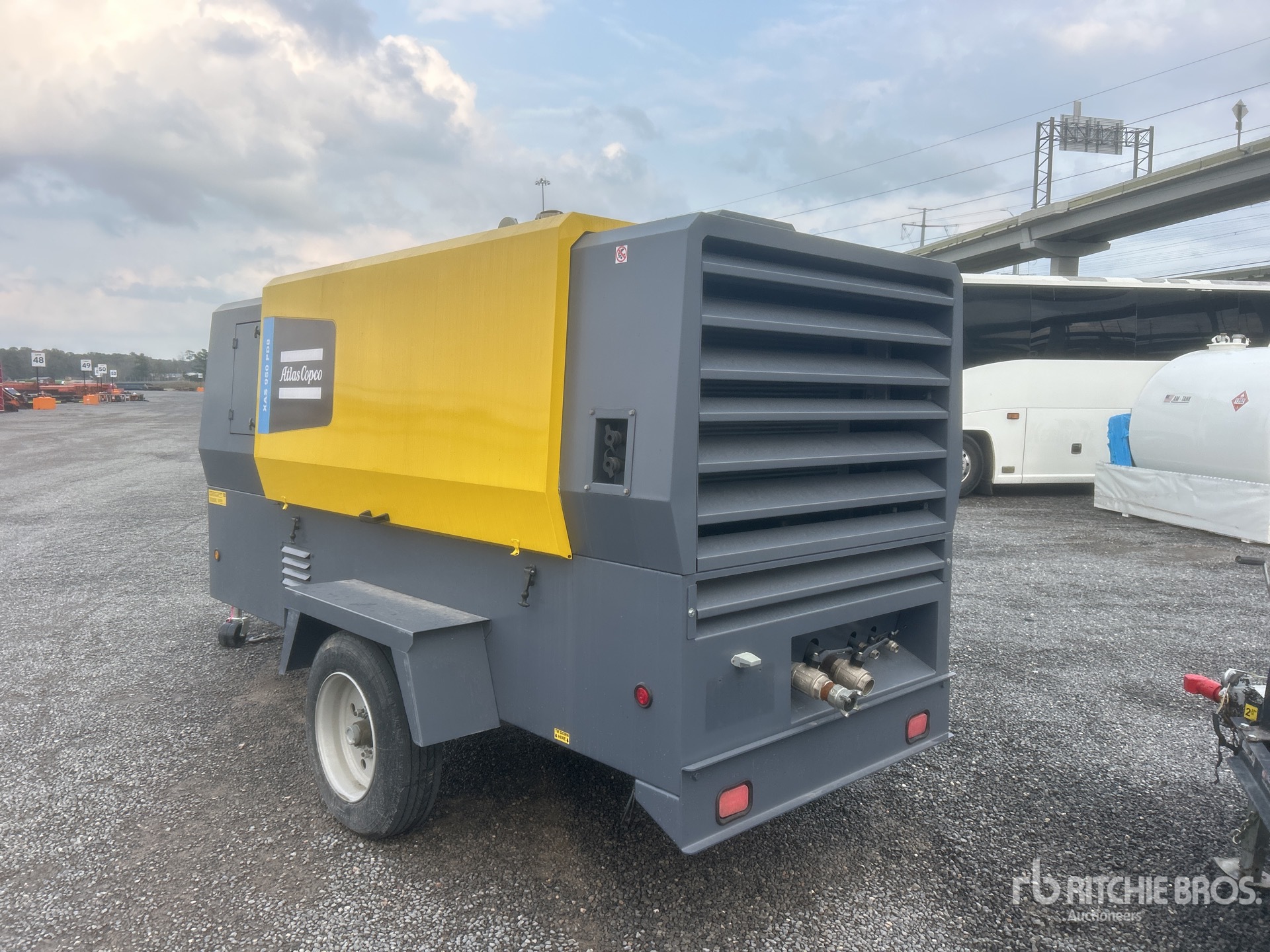 General Appearance with Zdjęcie, lewy dolny róg