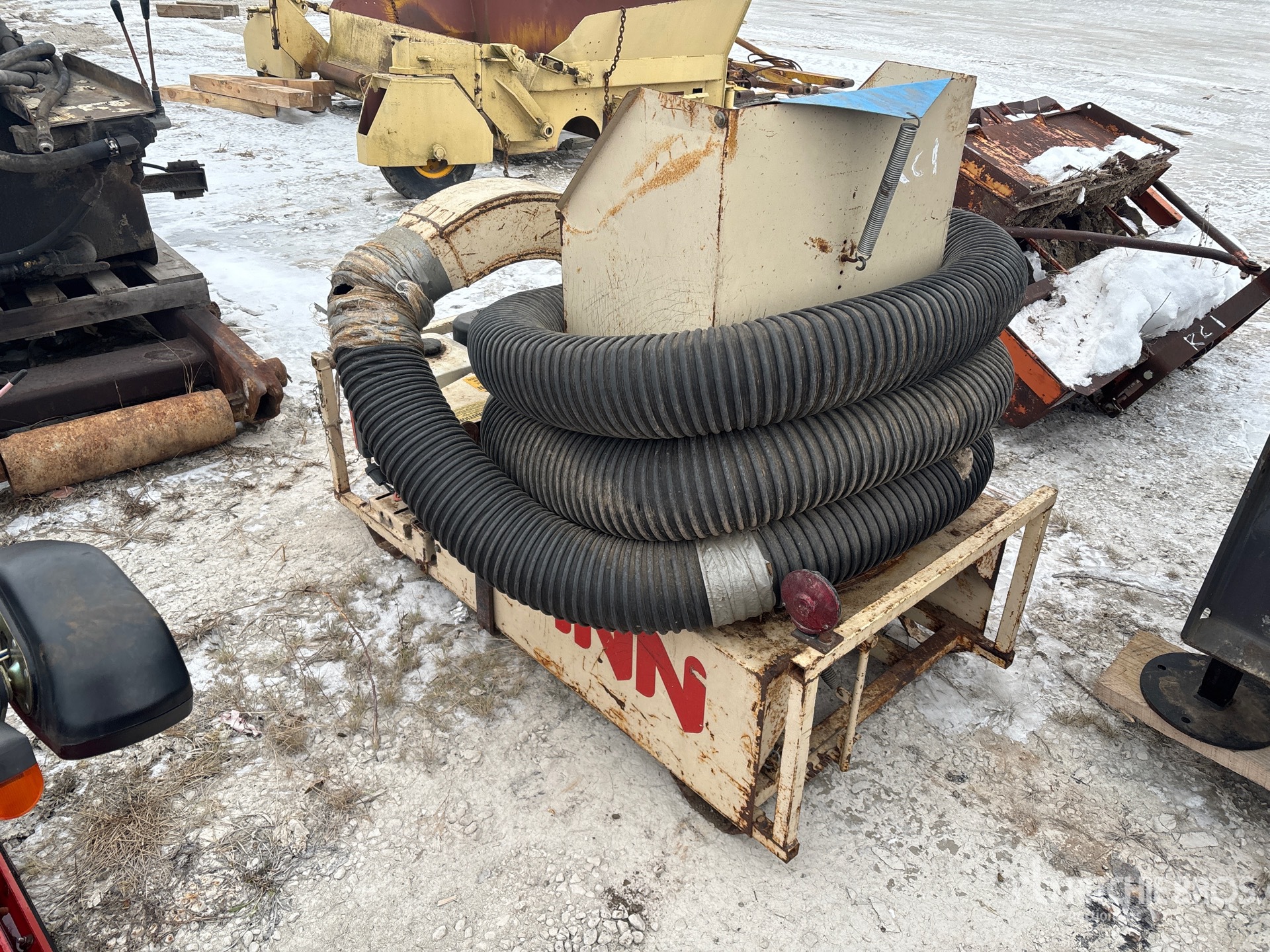 General Appearance with Bild, Ecke hinten rechts