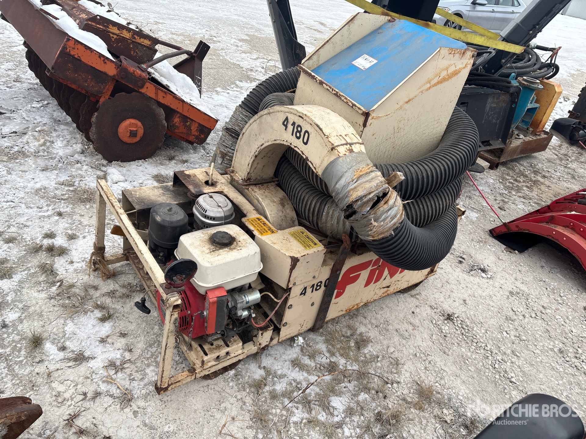 General Appearance with Bild, Ecke hinten links