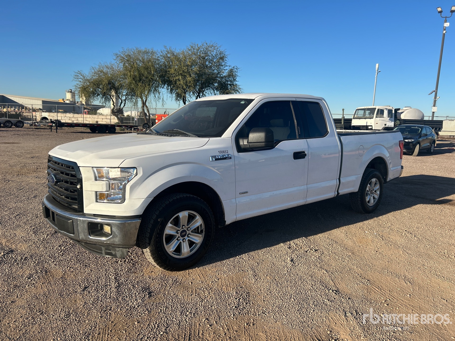 General Appearance with Picture, Left Front Corner