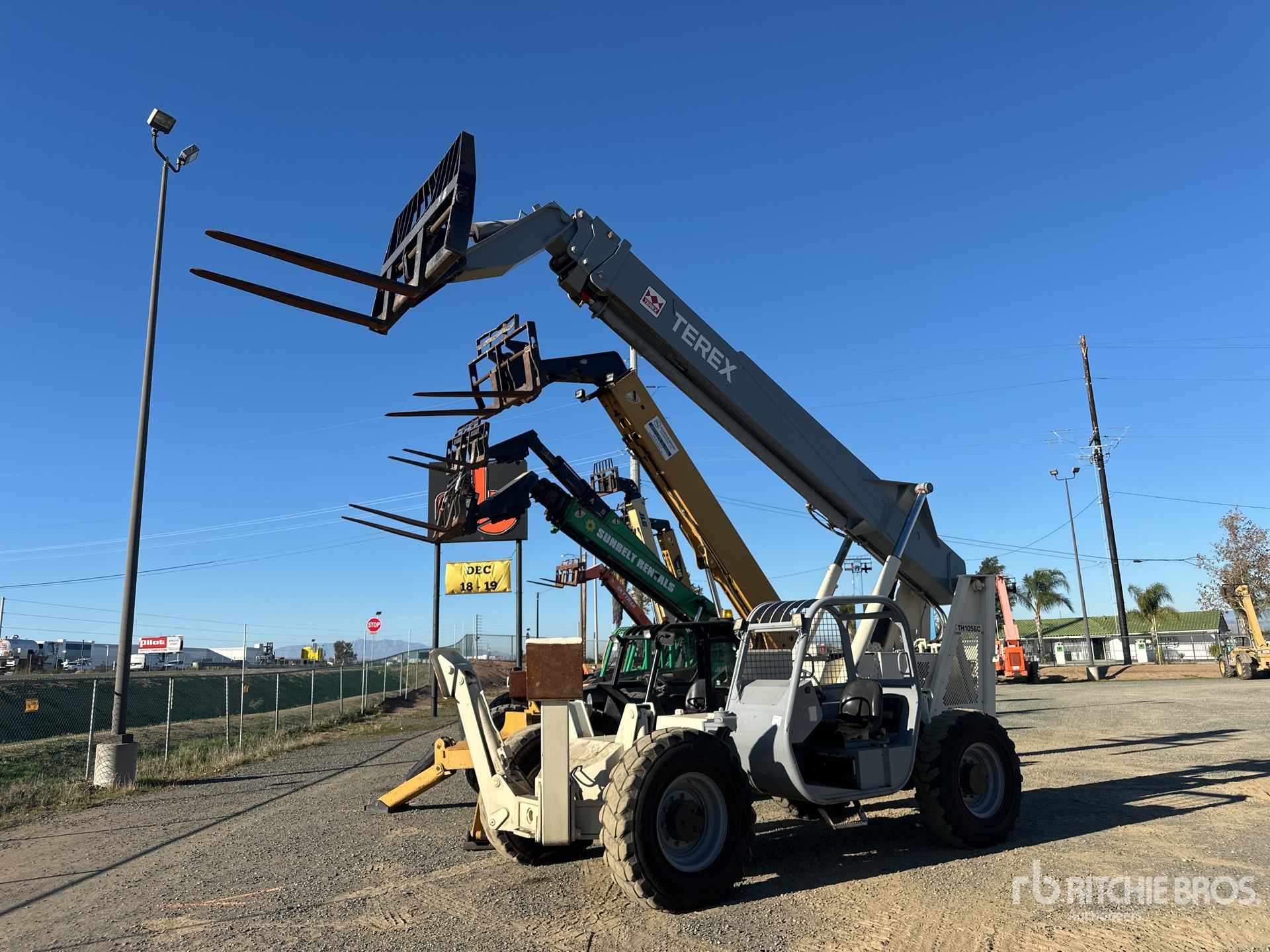 General Appearance with Featured Photo