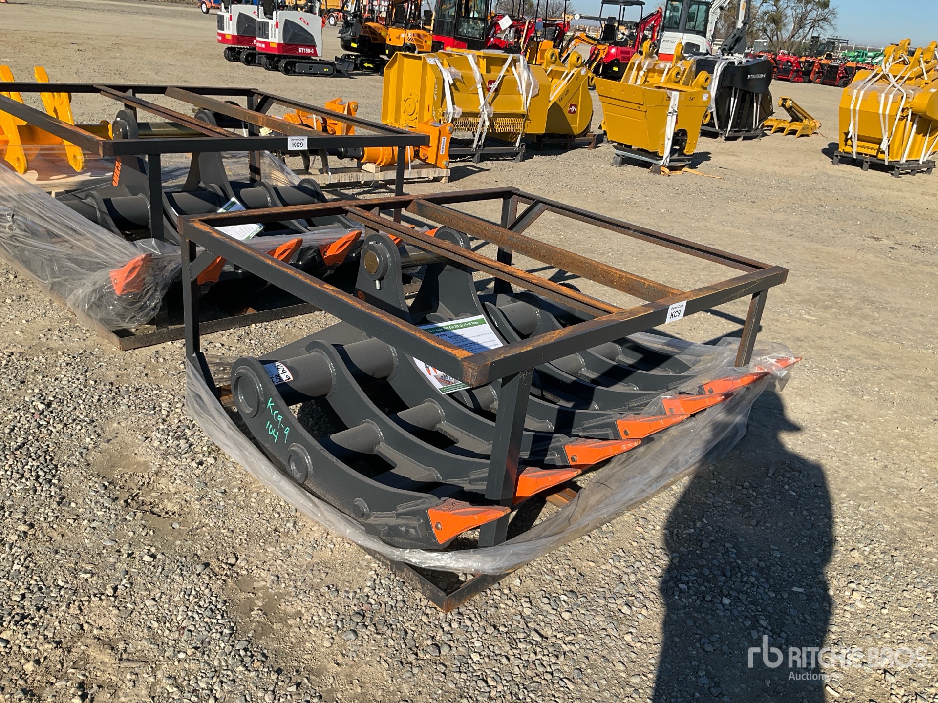 General Appearance with Foto, angolo anteriore sinistro