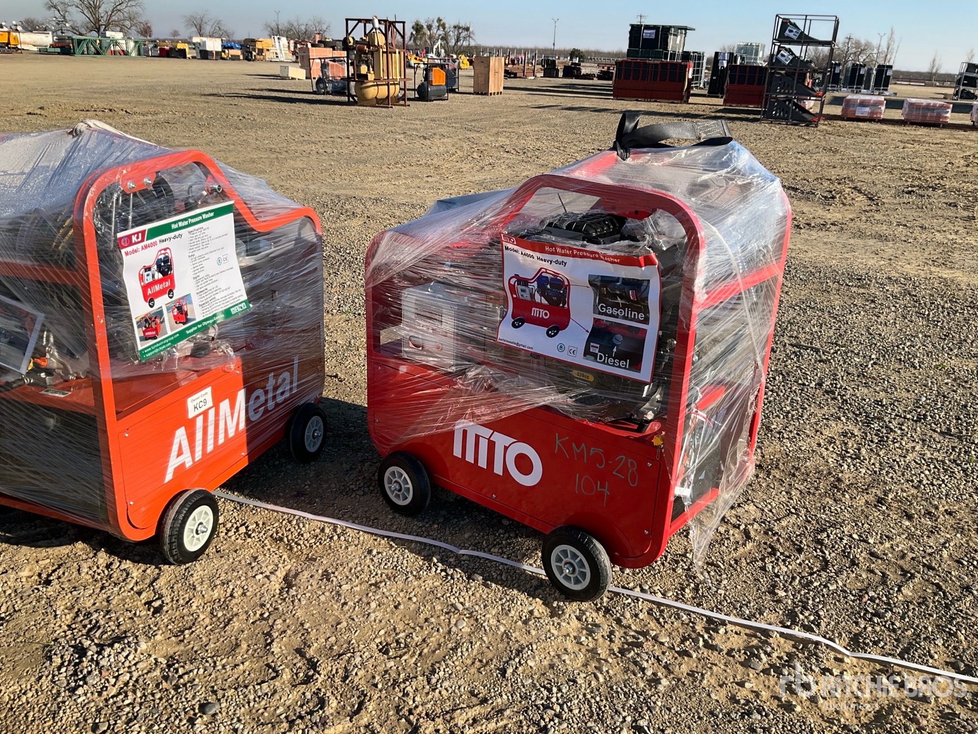 General Appearance with Foto, angolo anteriore sinistro