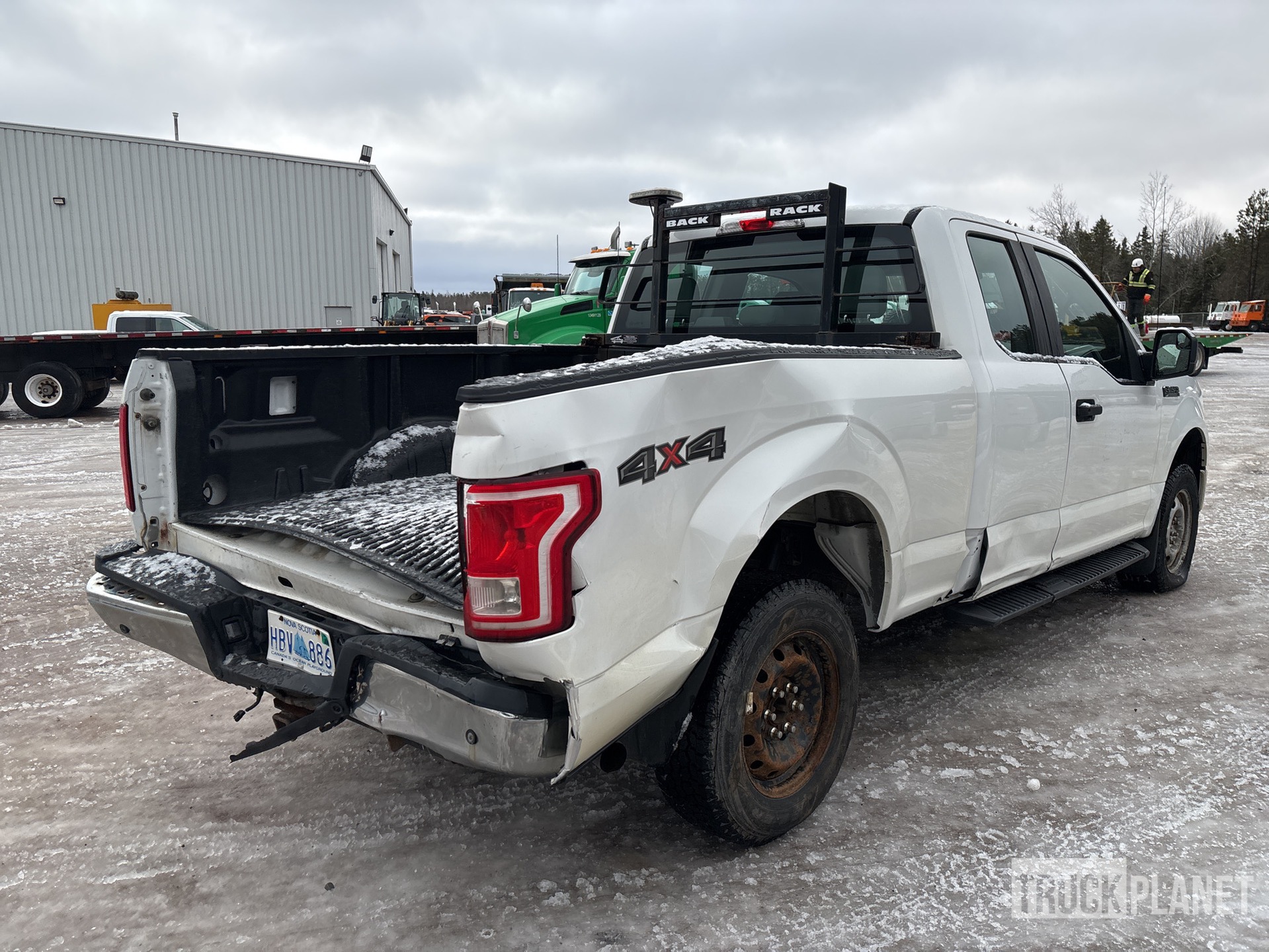 General Appearance with Picture, Right Rear Corner