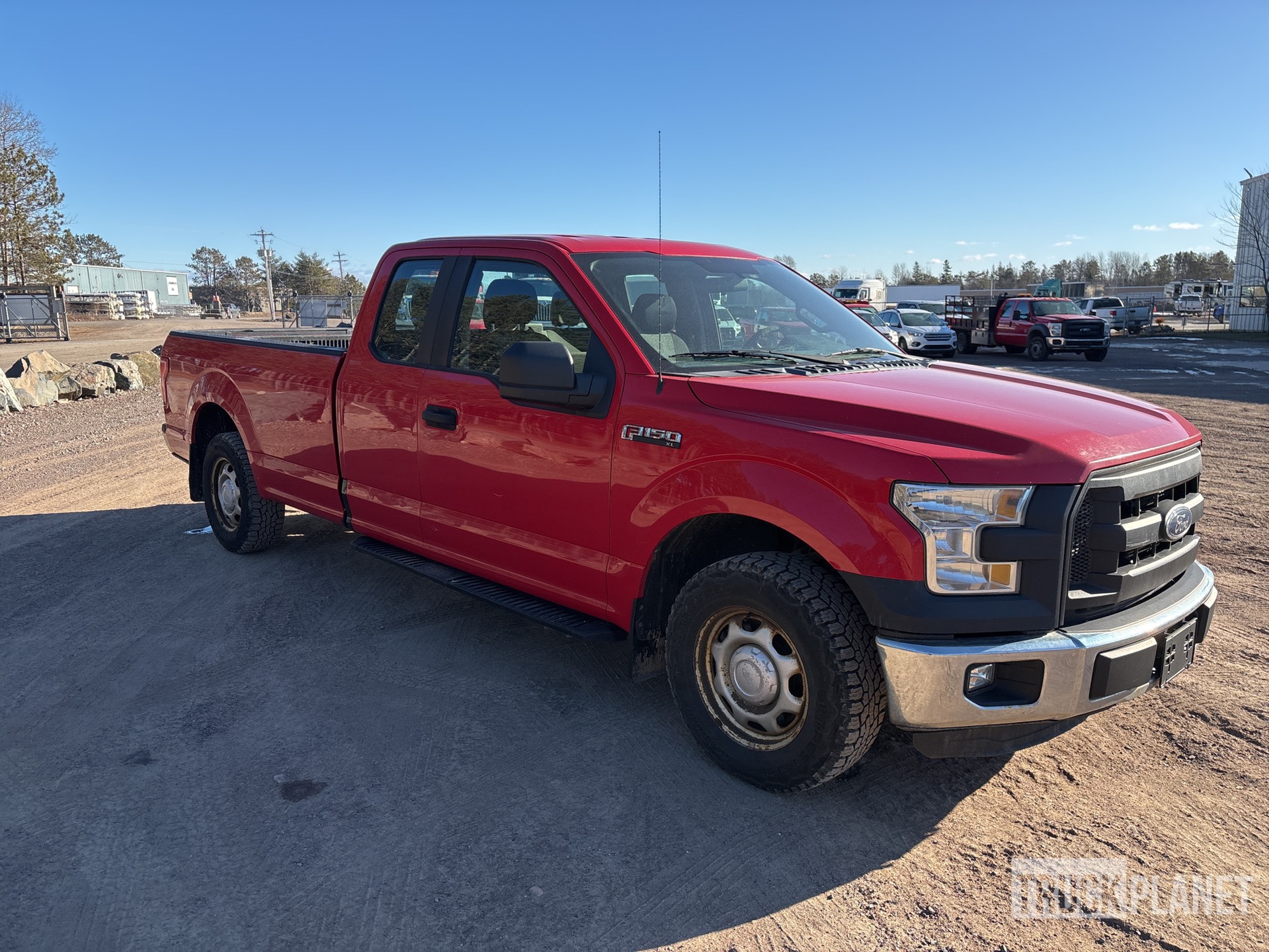 General Appearance with Picture, Right Front Corner