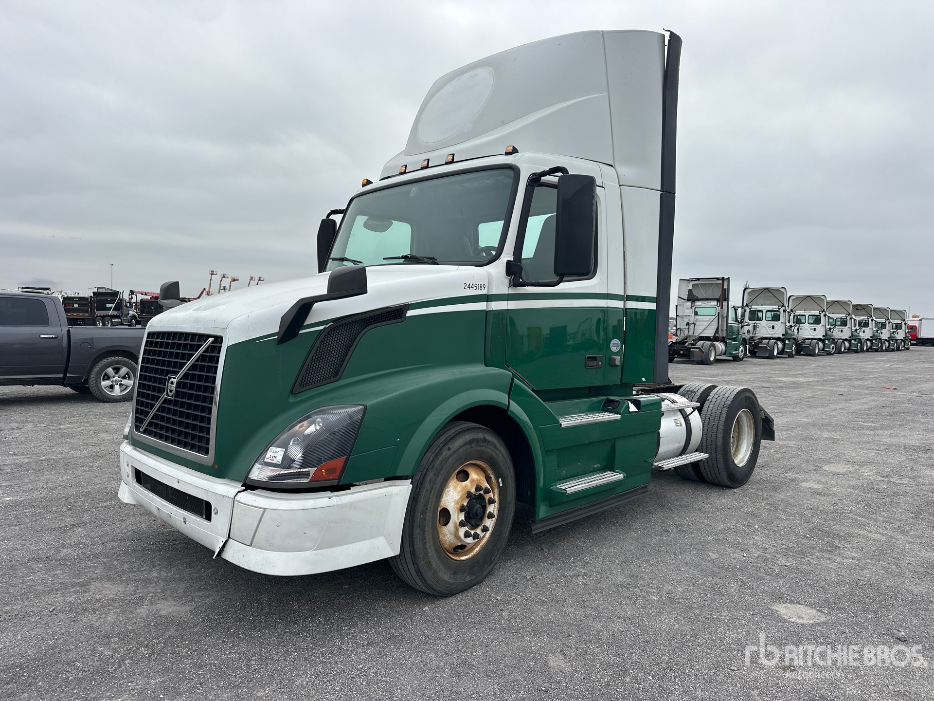 General Appearance with Picture, Left Front Corner