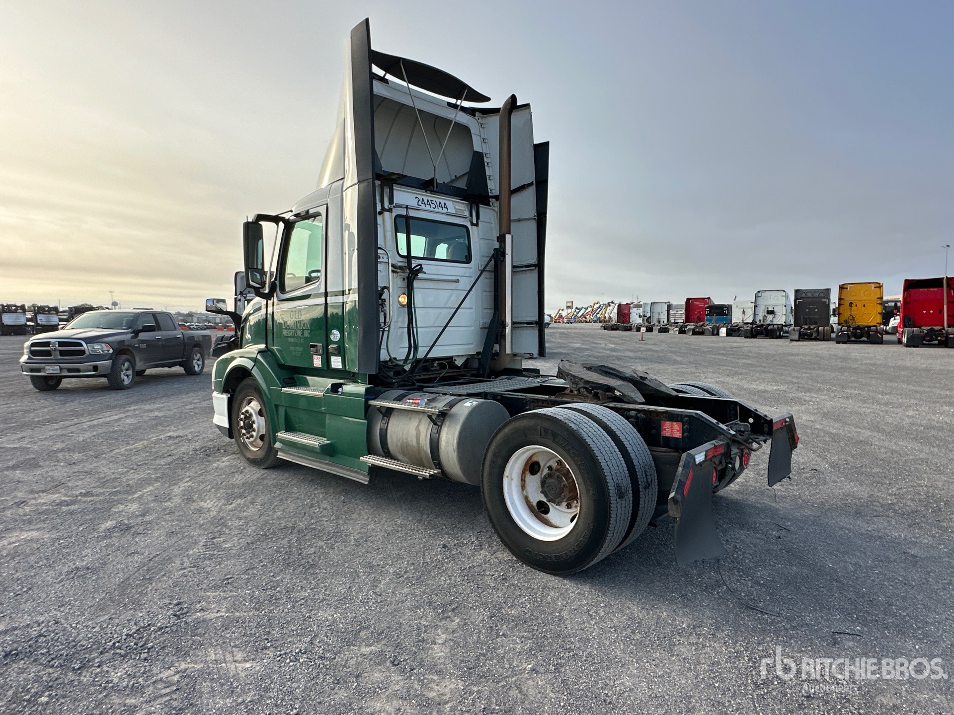 General Appearance with Picture, Left Rear Corner