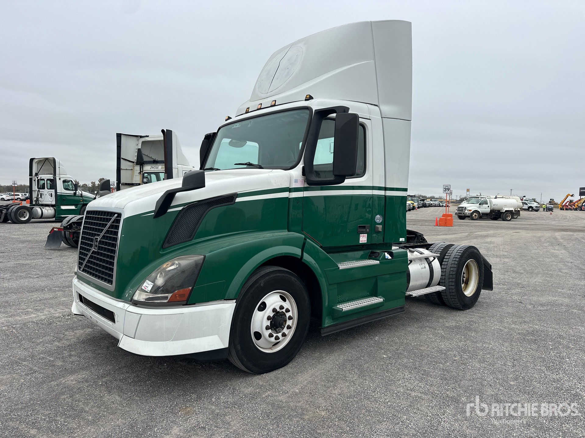 General Appearance with Picture, Left Front Corner