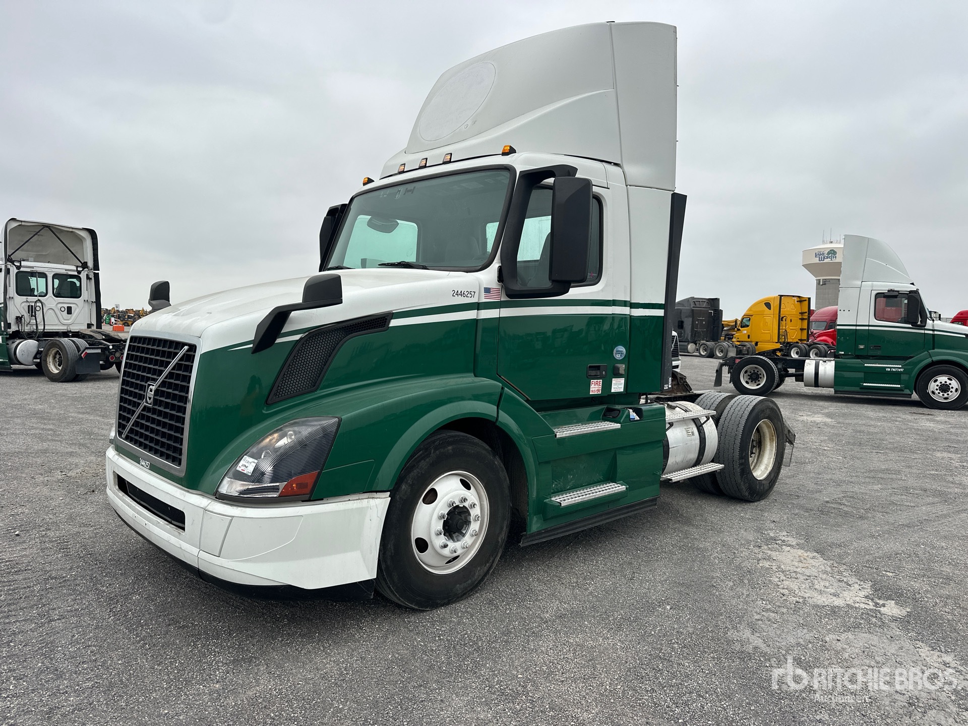 General Appearance with Picture, Left Front Corner