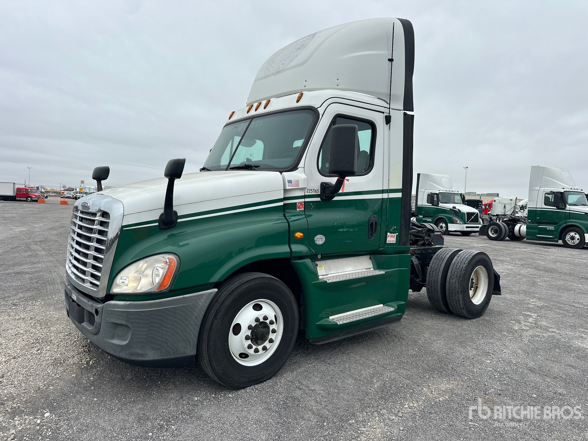 General Appearance with Picture, Left Front Corner