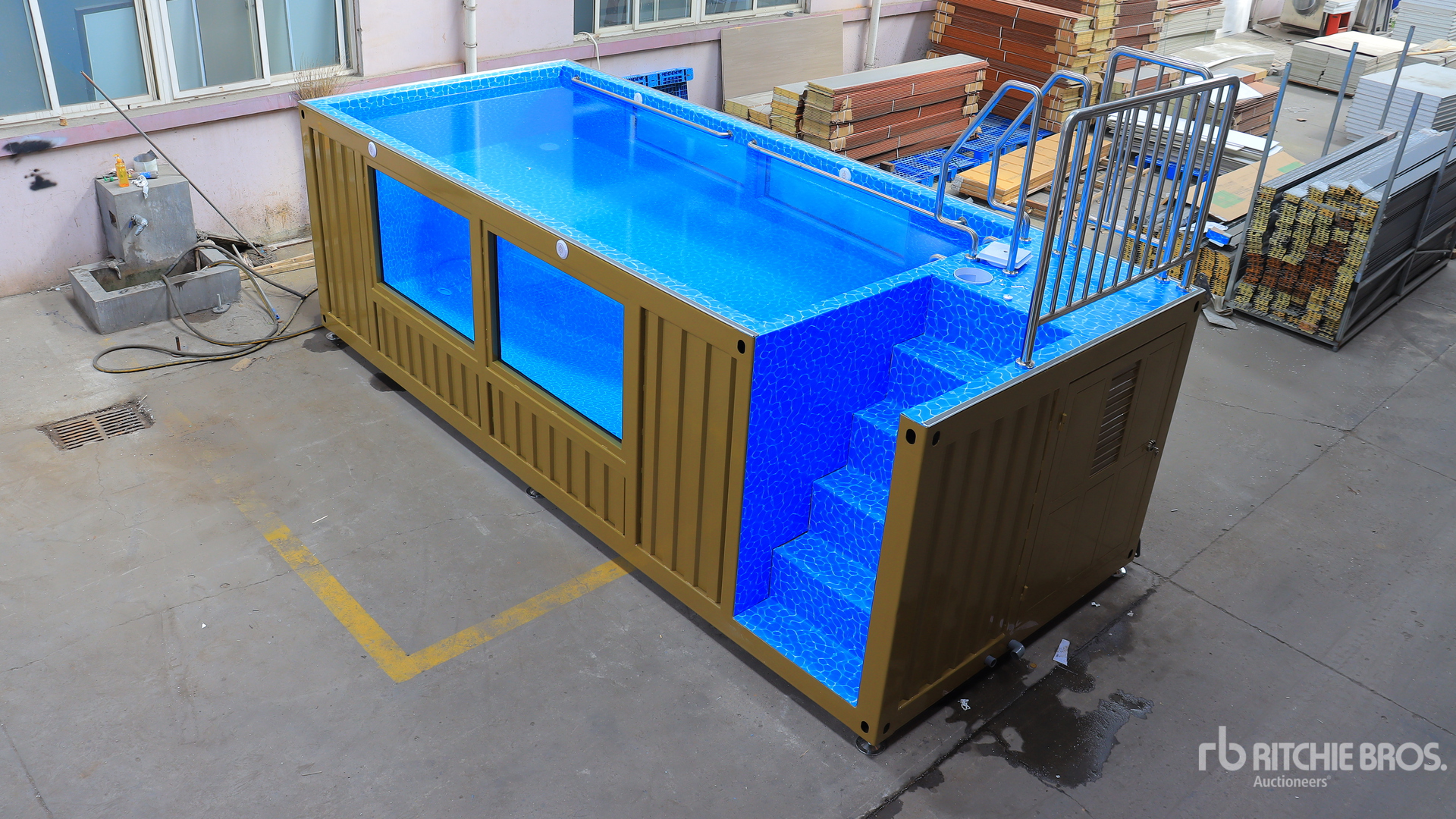 General Appearance with Featured Photo