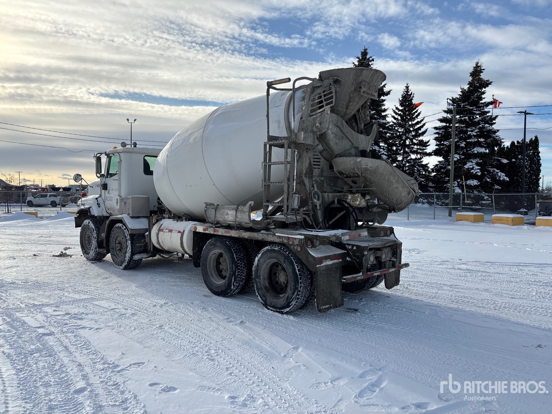 General Appearance with Imagen: esquina trasera izquierda