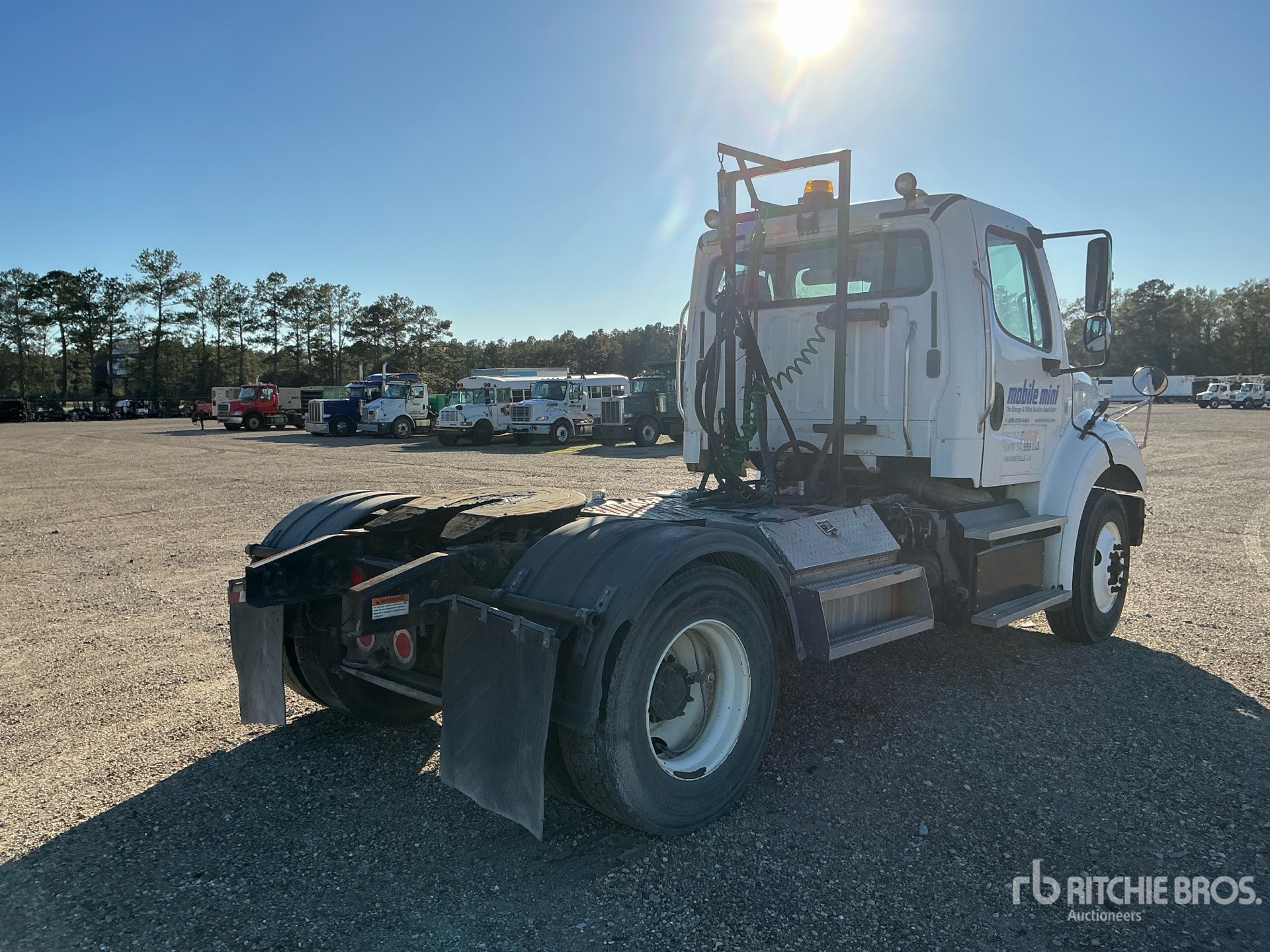 General Appearance with Imagen: esquina trasera derecha