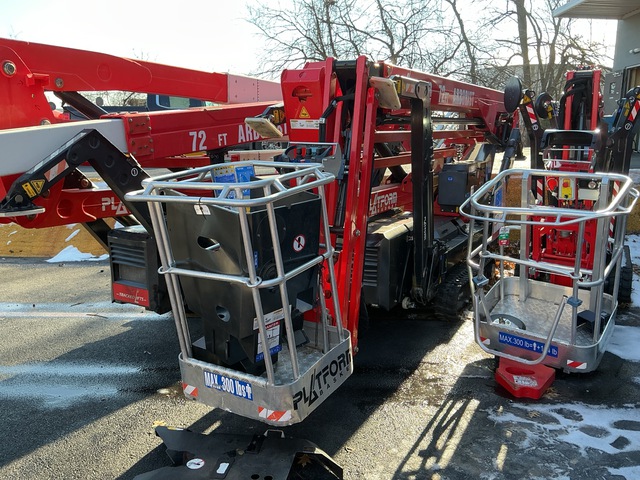 2021 Platform Basket PB22.10 Crawler Diesel Articulating Boom Lift (Inoperable) 2021 Platform Basket PB22.10 Crawler Diesel Articulating Boom Lift (Inoperable)