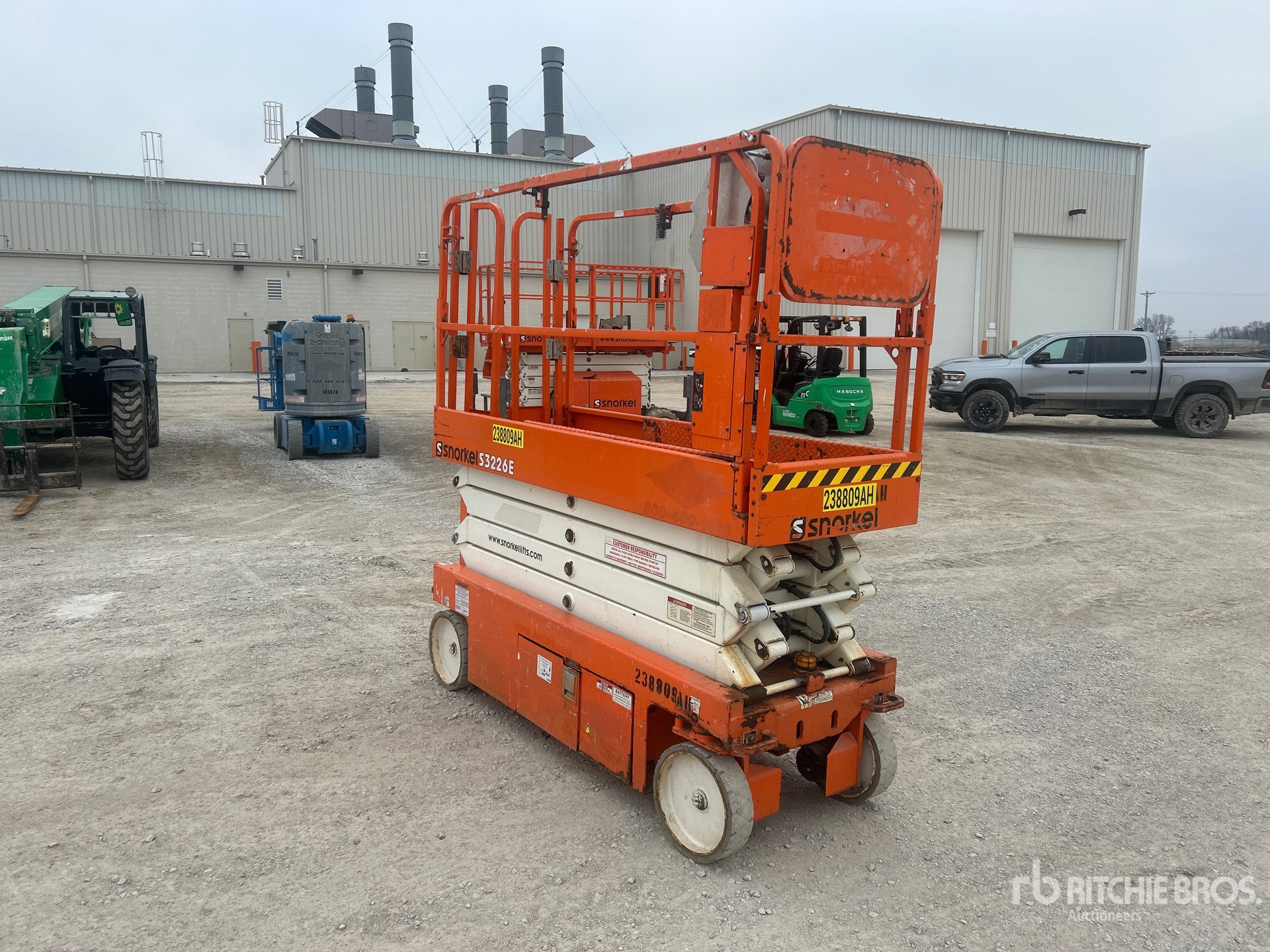 General Appearance with Bild, Ecke vorne rechts