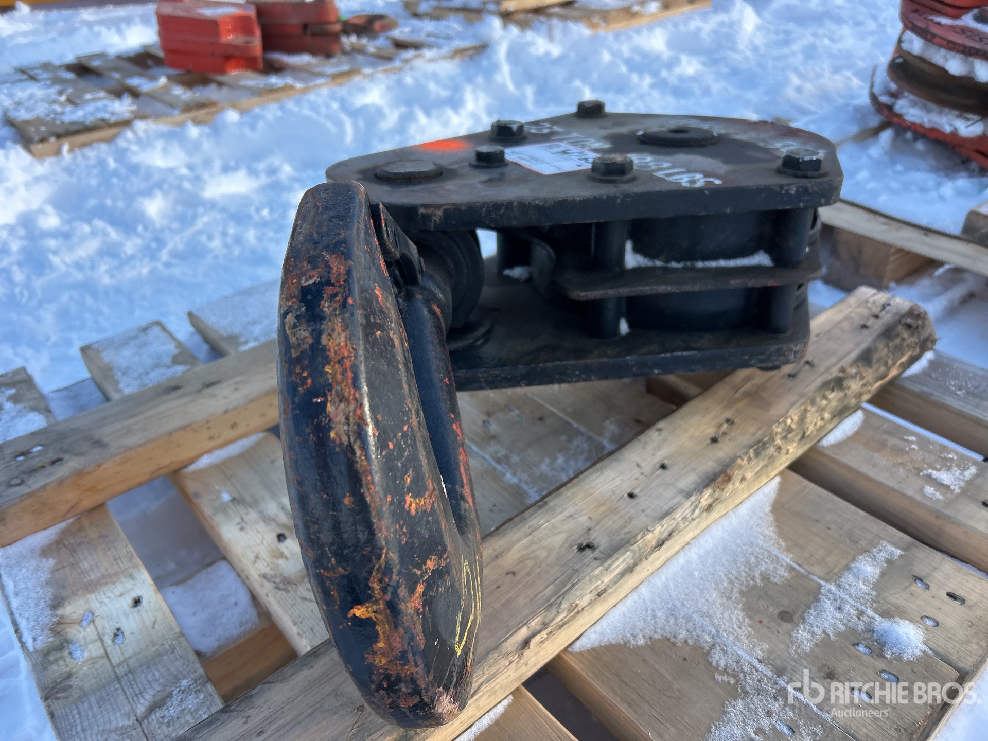 General Appearance with Bild, Ecke vorne links