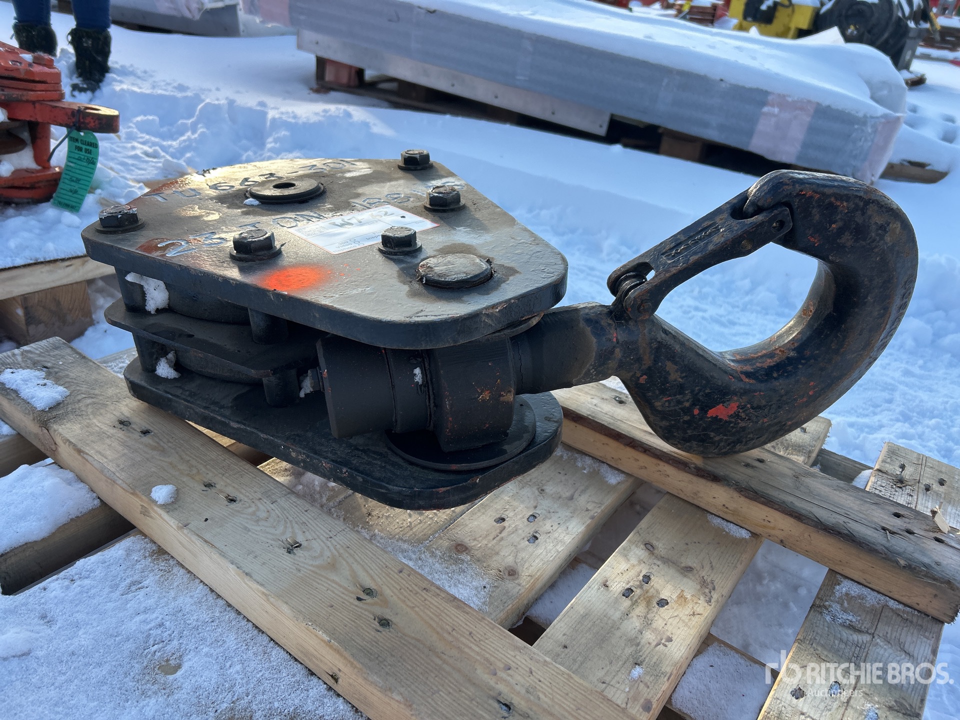 General Appearance with Bild, Ecke vorne rechts