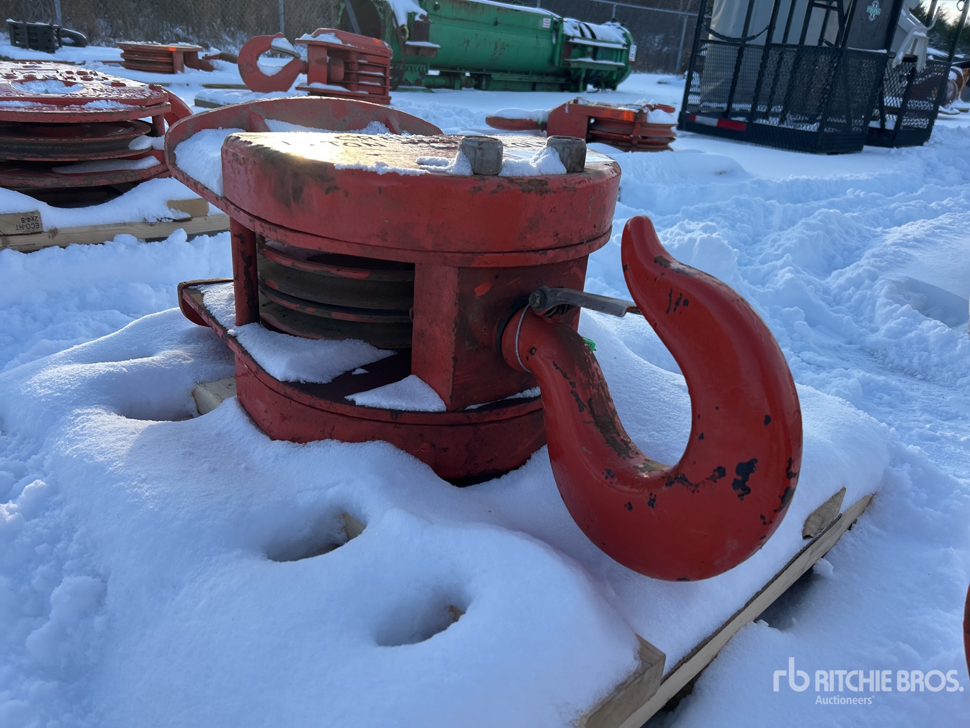 General Appearance with Bild, Ecke hinten links