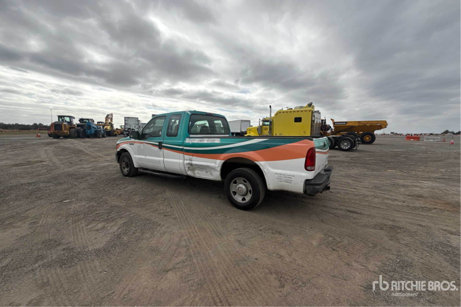 General Appearance with Imagen: esquina trasera izquierda