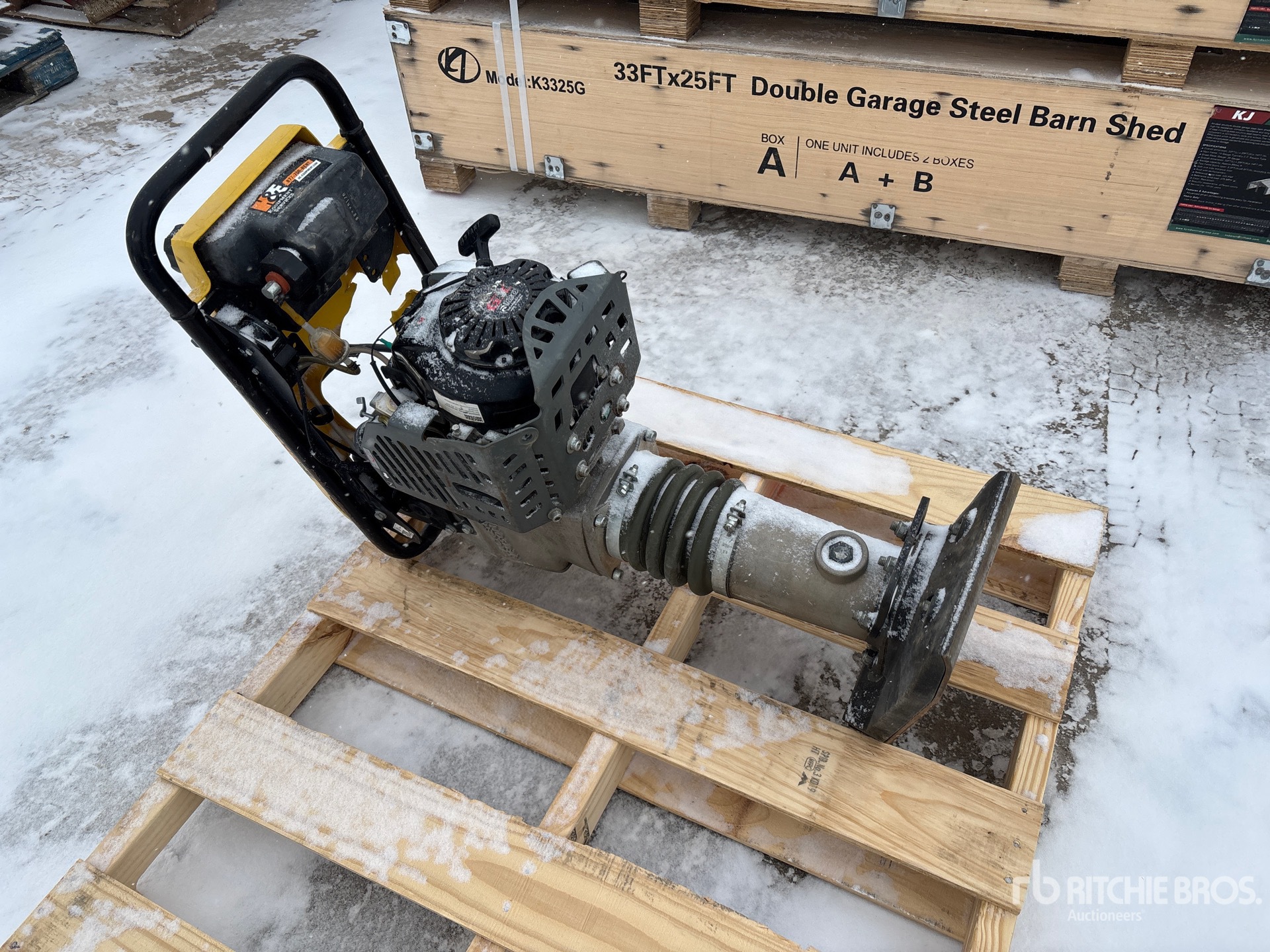 General Appearance with Bild, Ecke vorne links