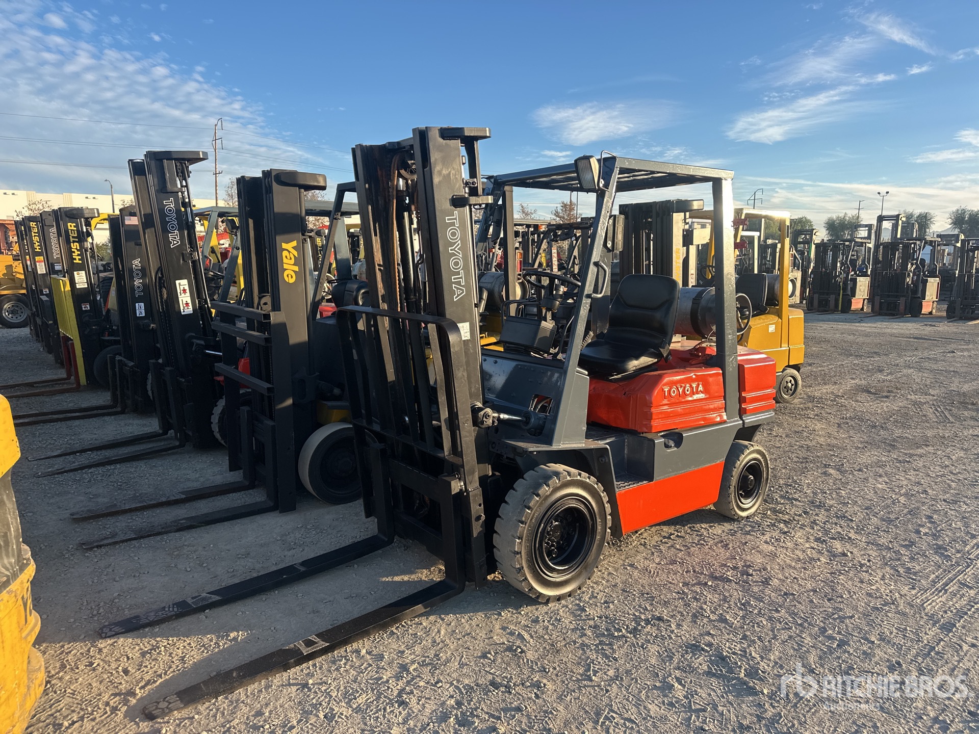 General Appearance with Foto, angolo anteriore sinistro