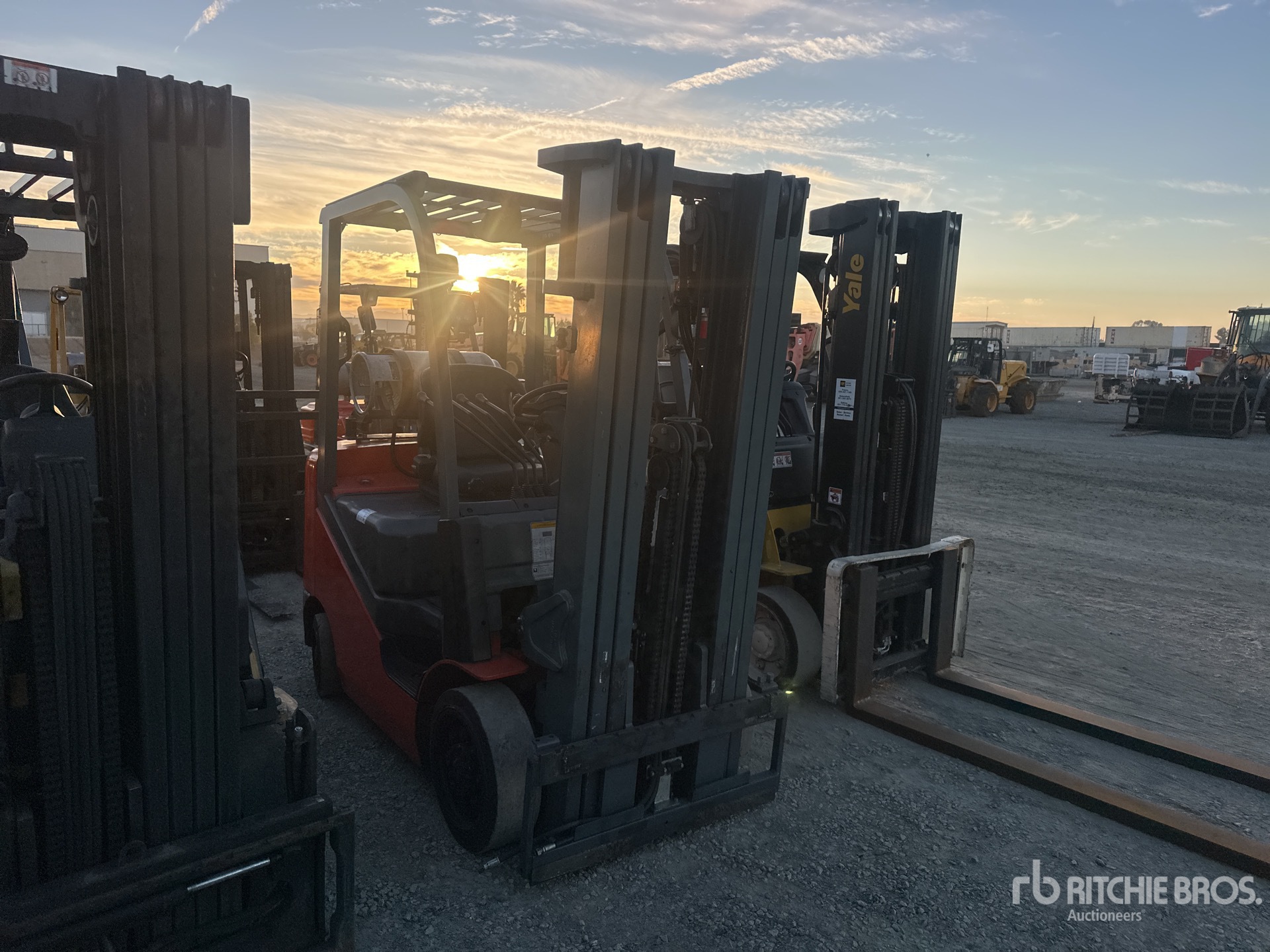 General Appearance with Foto, angolo anteriore destro