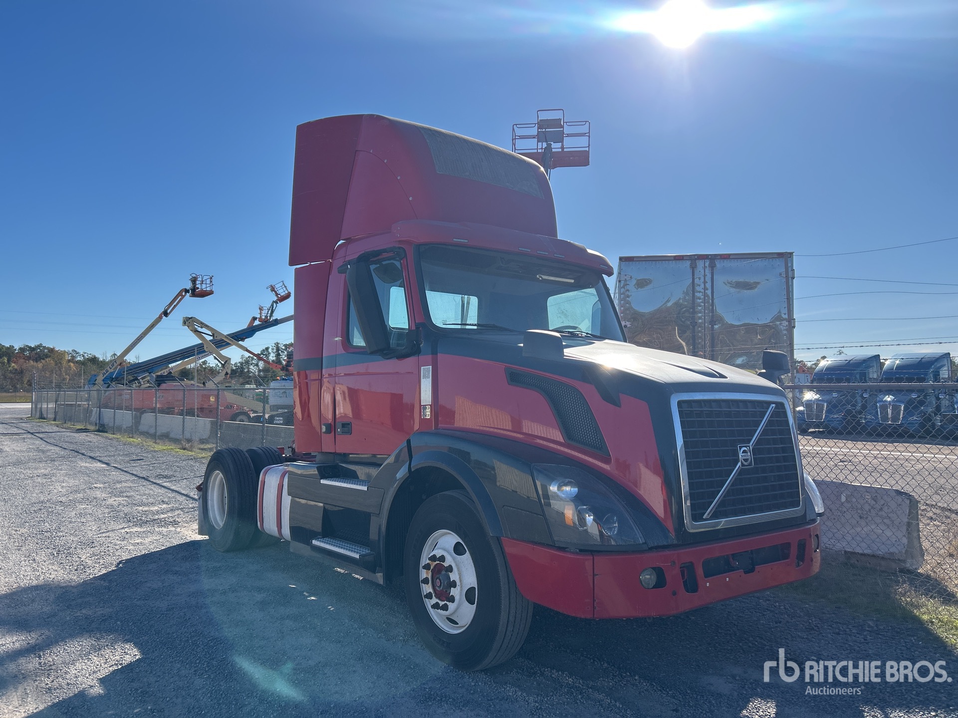 Aspect général with Image, coin avant droit