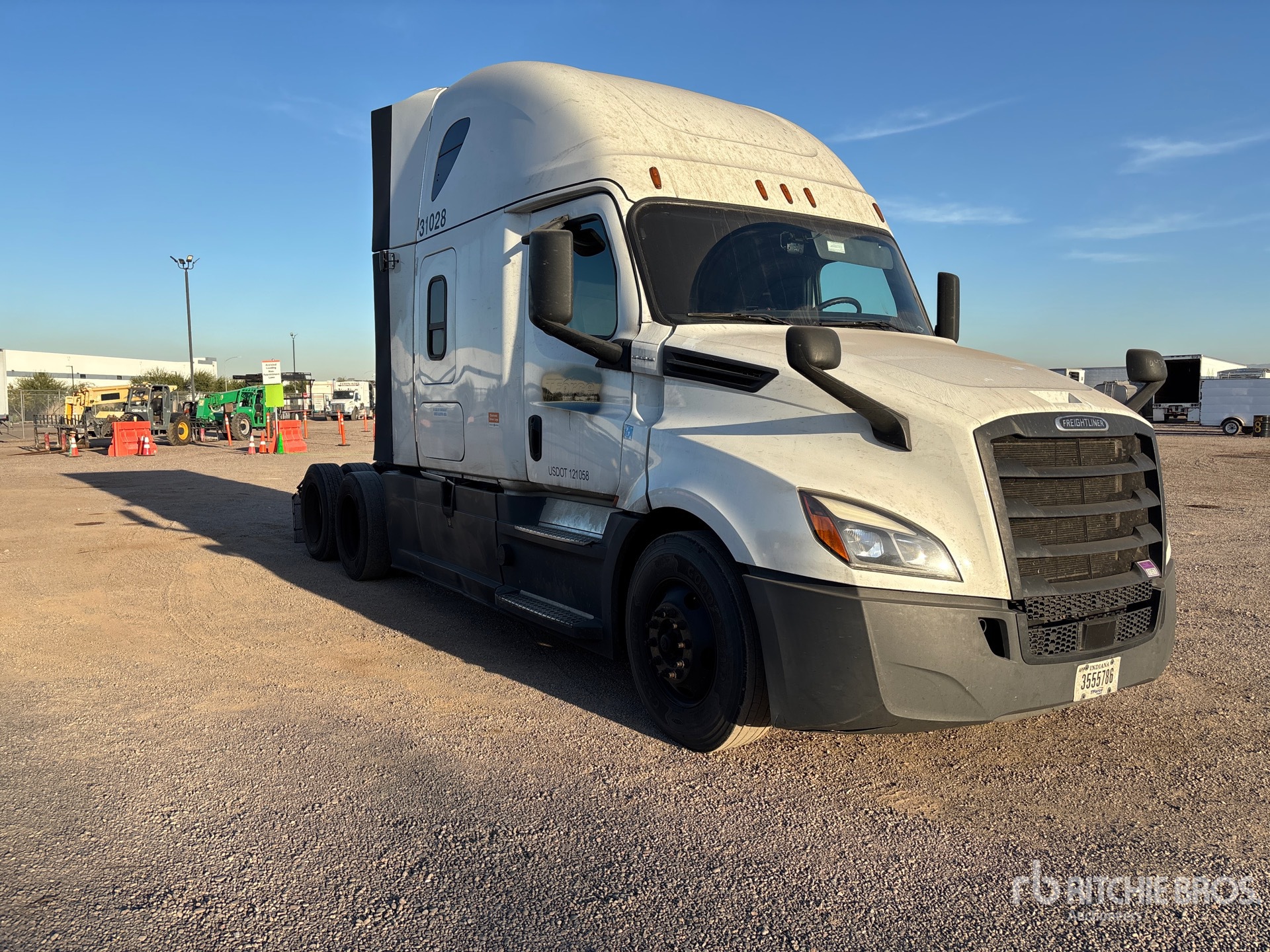 General Appearance with Picture, Right Front Corner